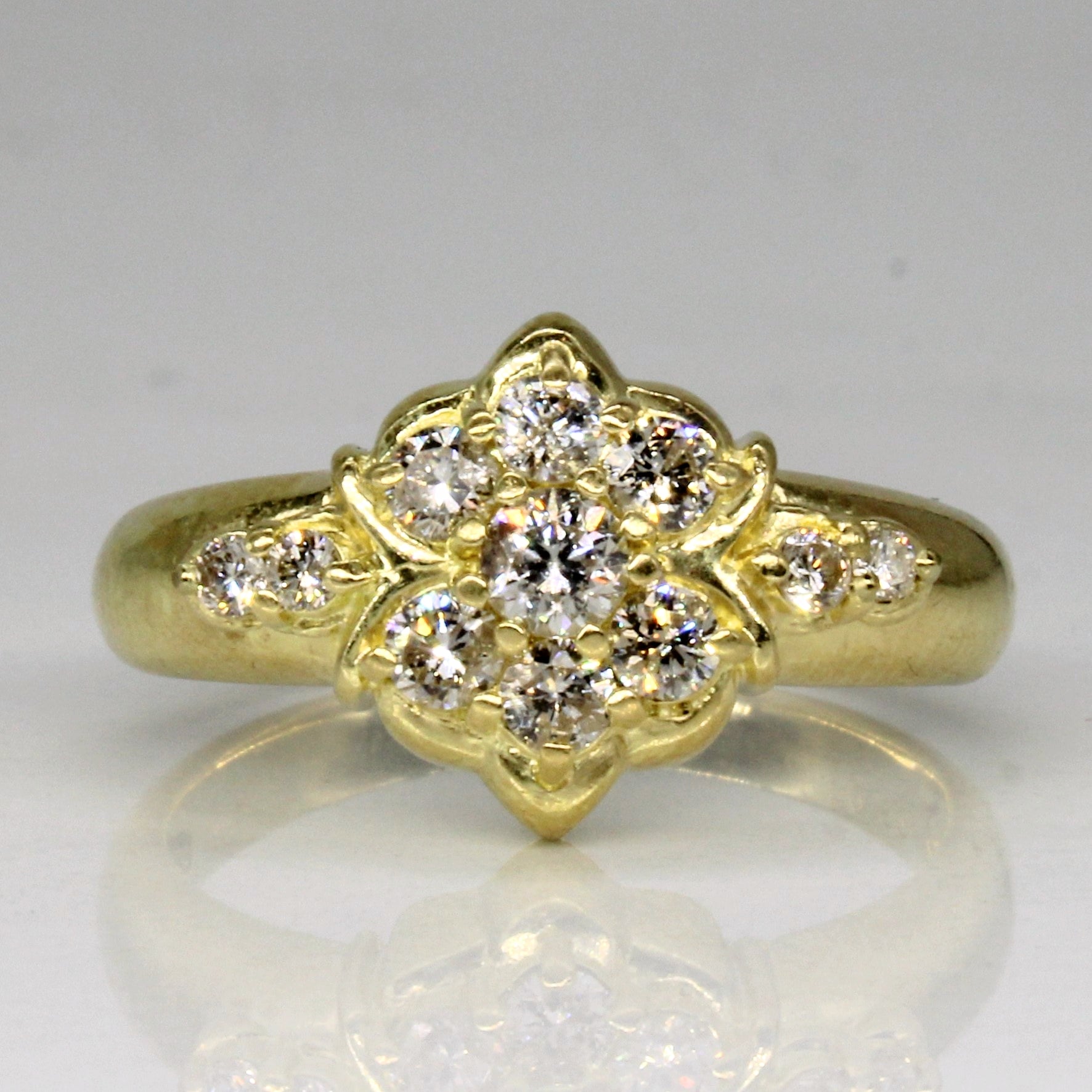 Diamond Cluster Ring | 0.50ctw | SZ 5.75 |