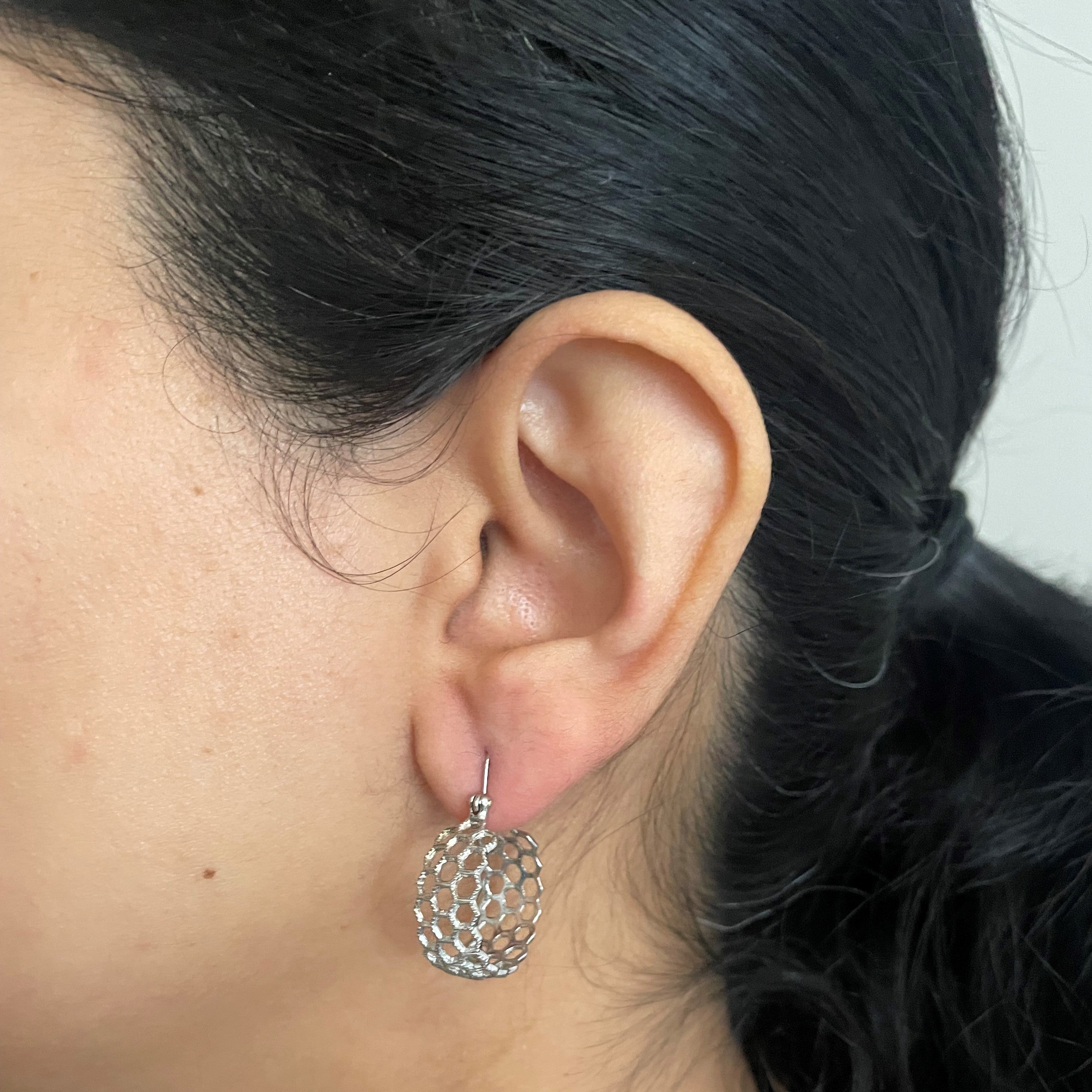Honeycomb White Gold Hoop Earrings |