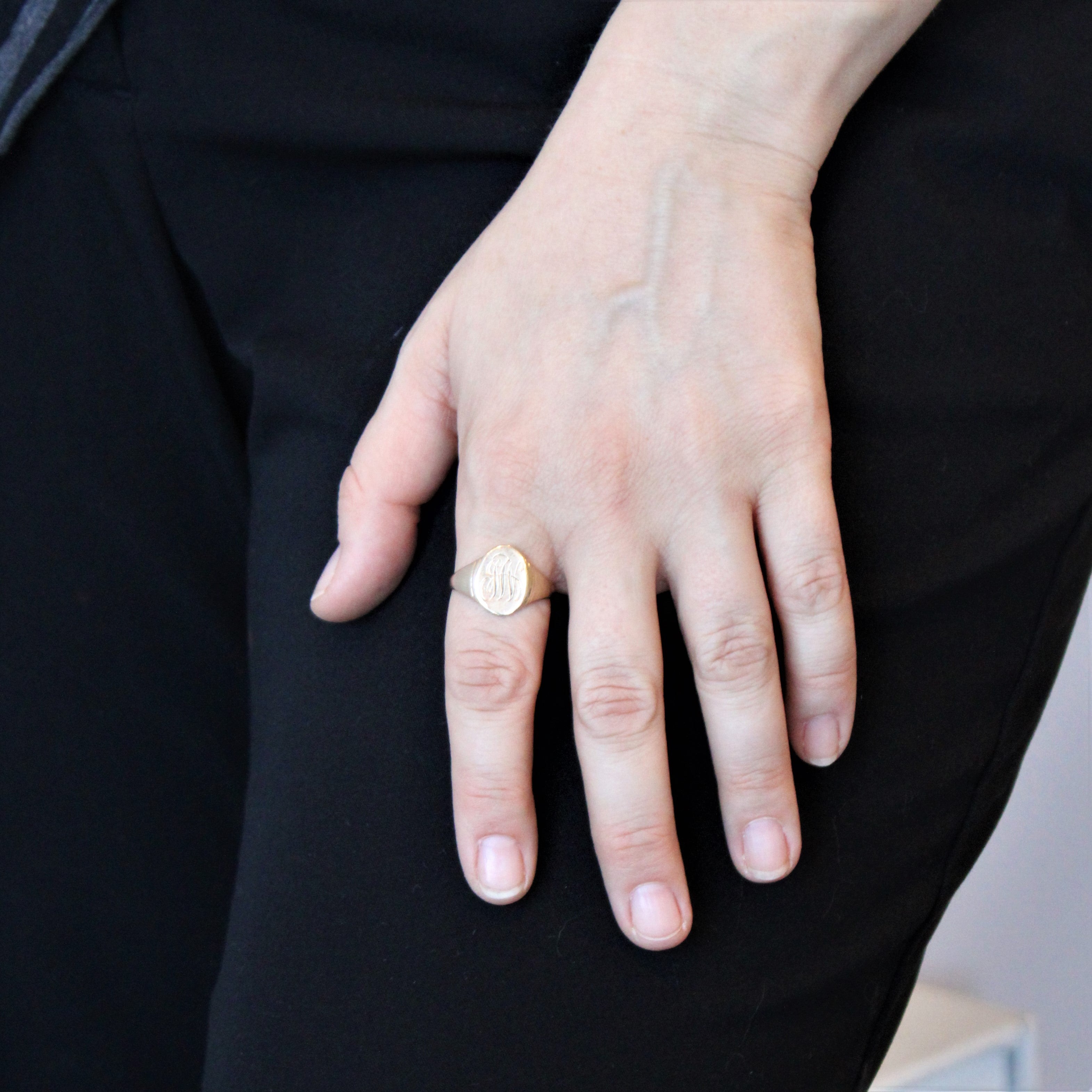 Engraved Initial 'JW' Signet Ring | SZ 10.75 |
