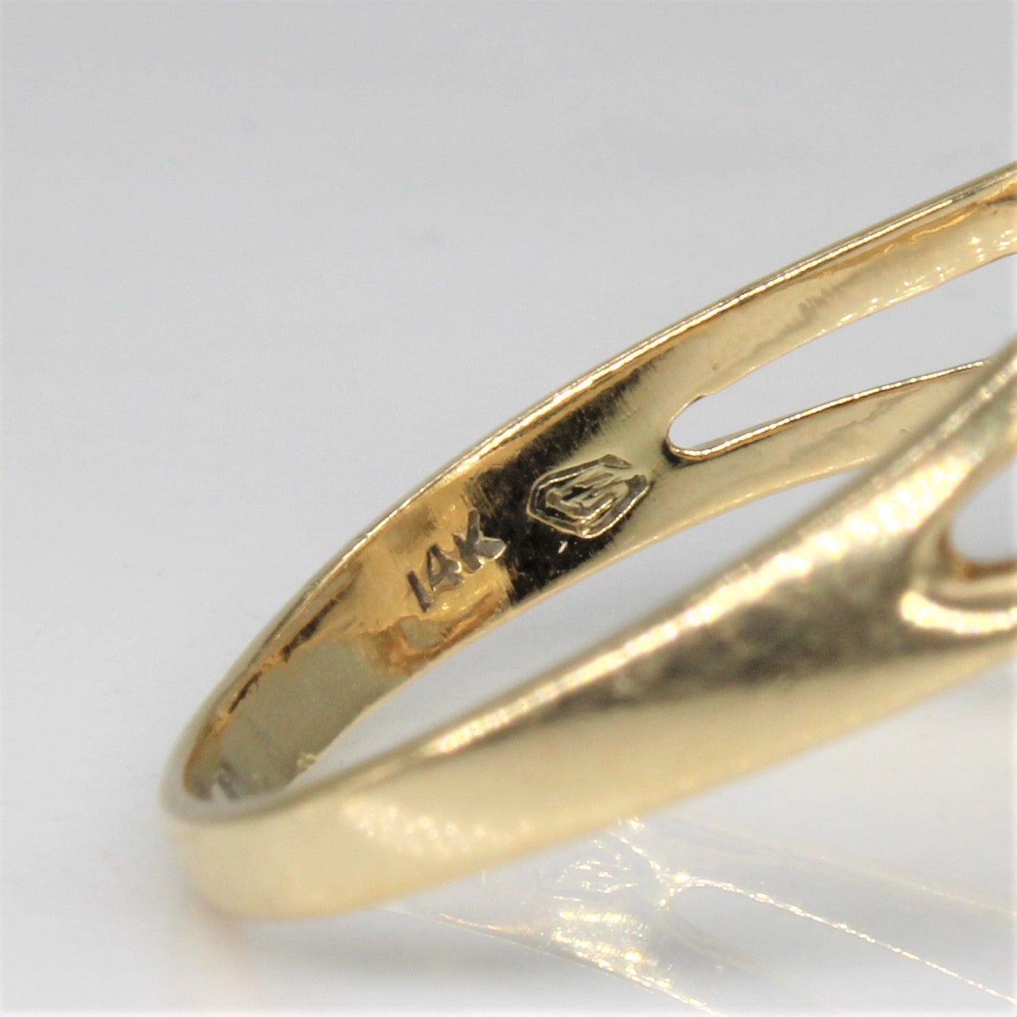 Baroque Pearl & Diamond Cocktail Ring | 0.06ctw | SZ 7.5 |