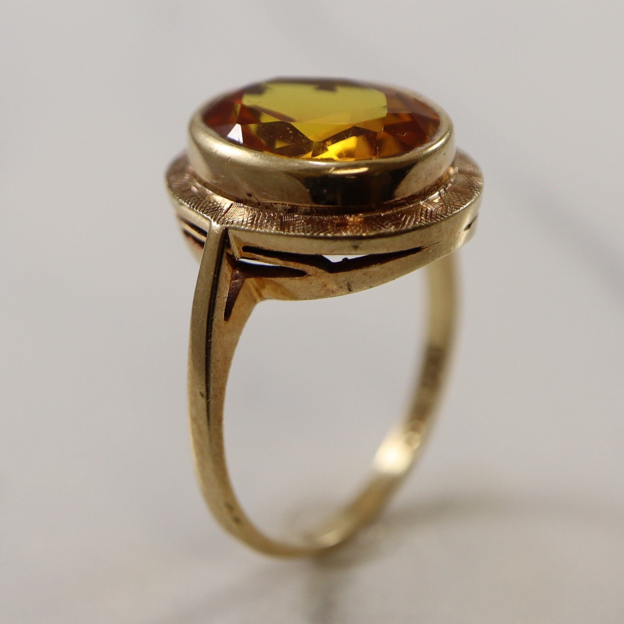 1960s Synthetic Yellow Sapphire Cocktail Ring | 5.00ct | SZ 6.25 |