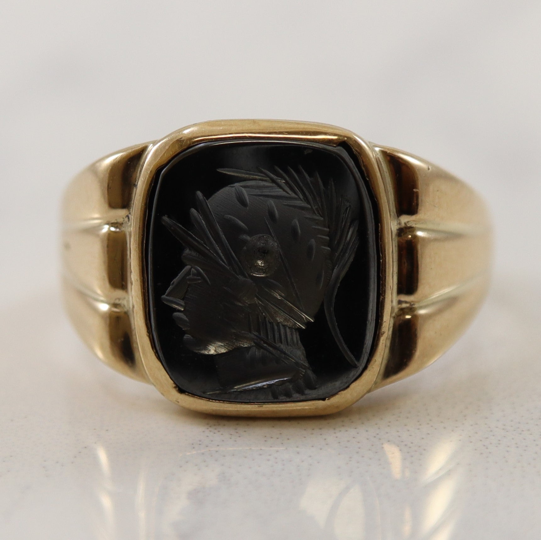 Bague en hématite intaille représentant un soldat romain | 7,00 ct | Taille 9 |