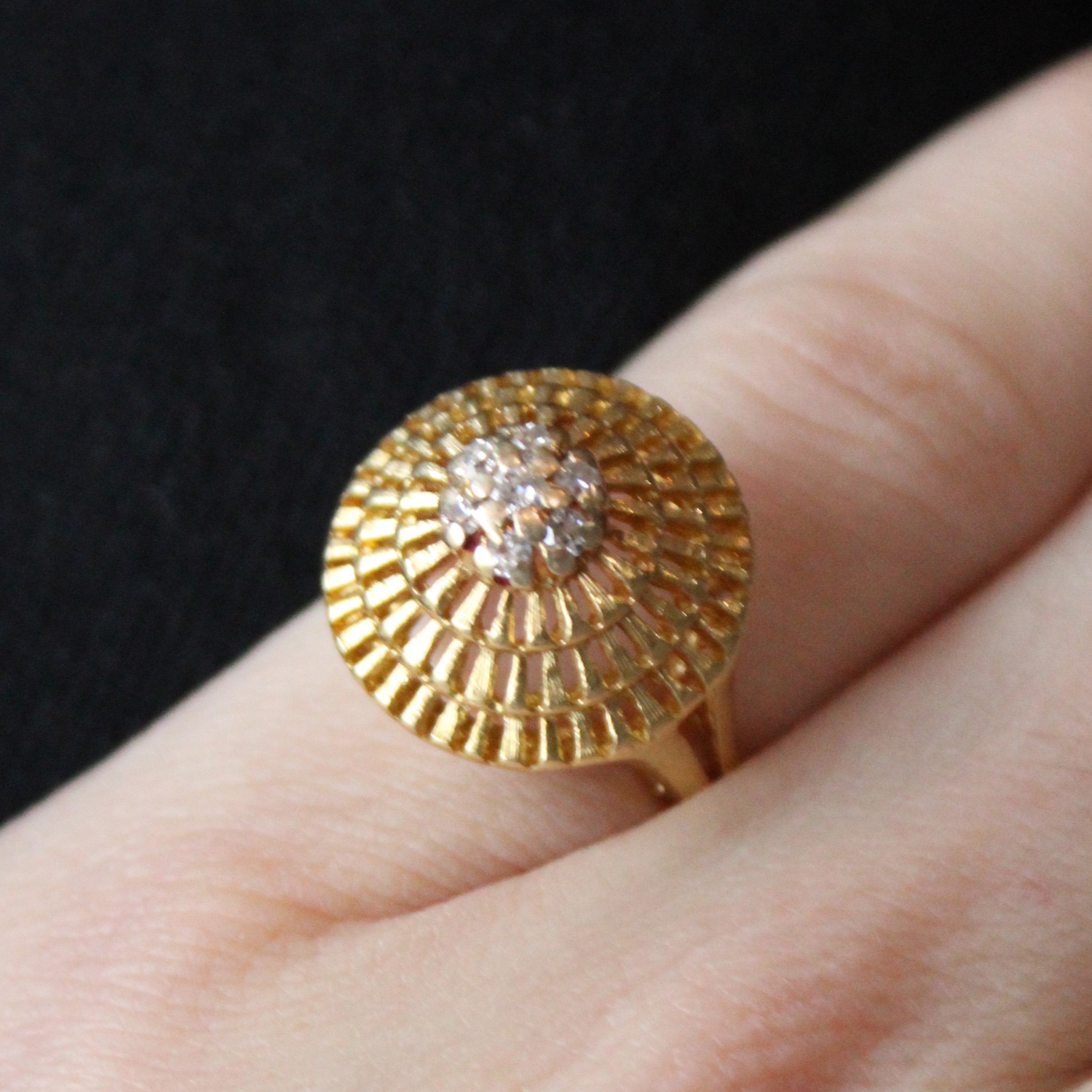 Diamond Cluster Set Cocktail Ring | 0.16ctw | SZ 6.5 |
