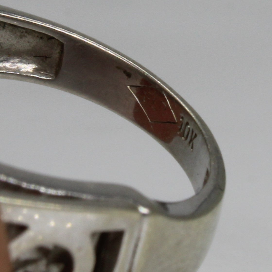 Layered Pattern White Gold Band | SZ 6.75 |