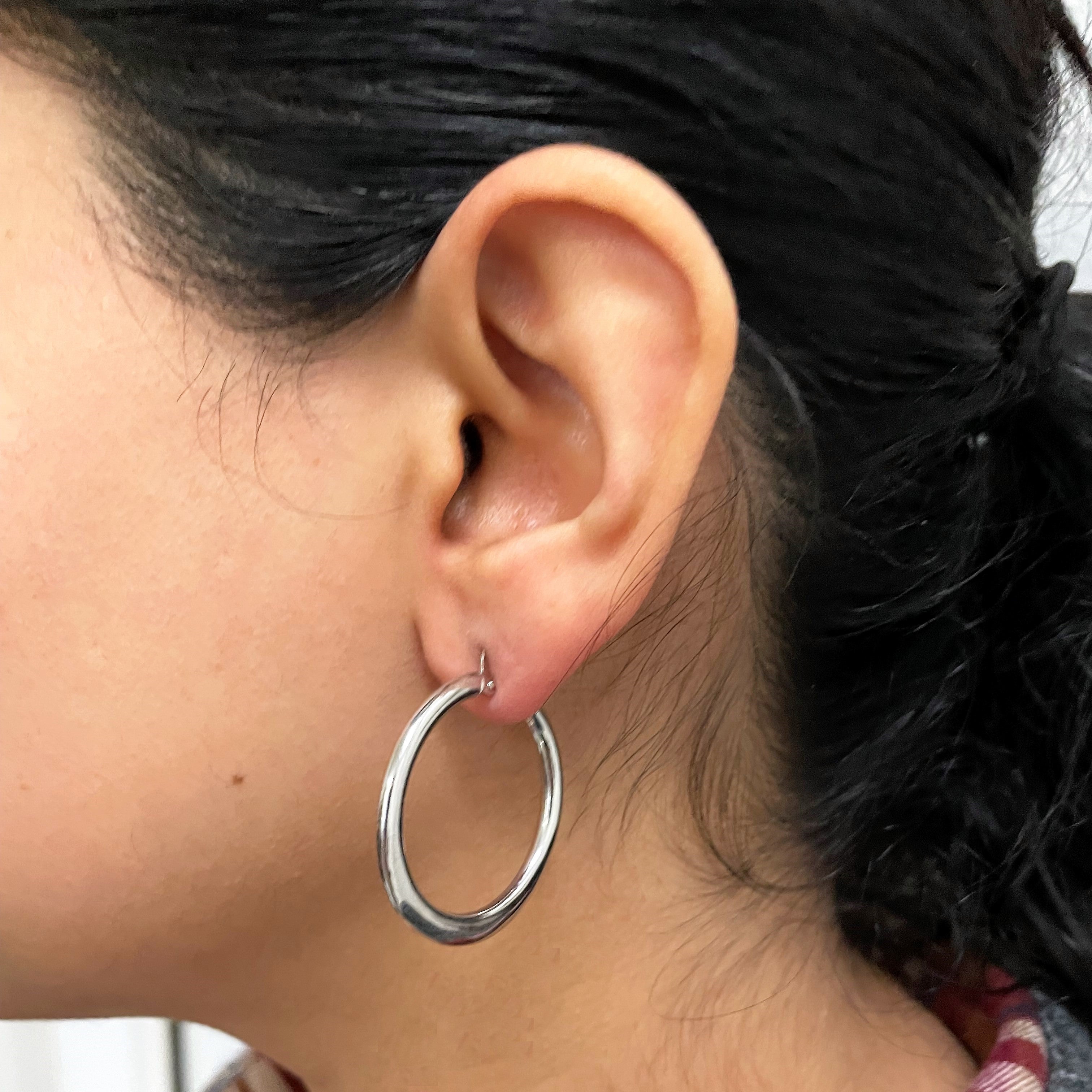 White Gold Hoop Earrings |