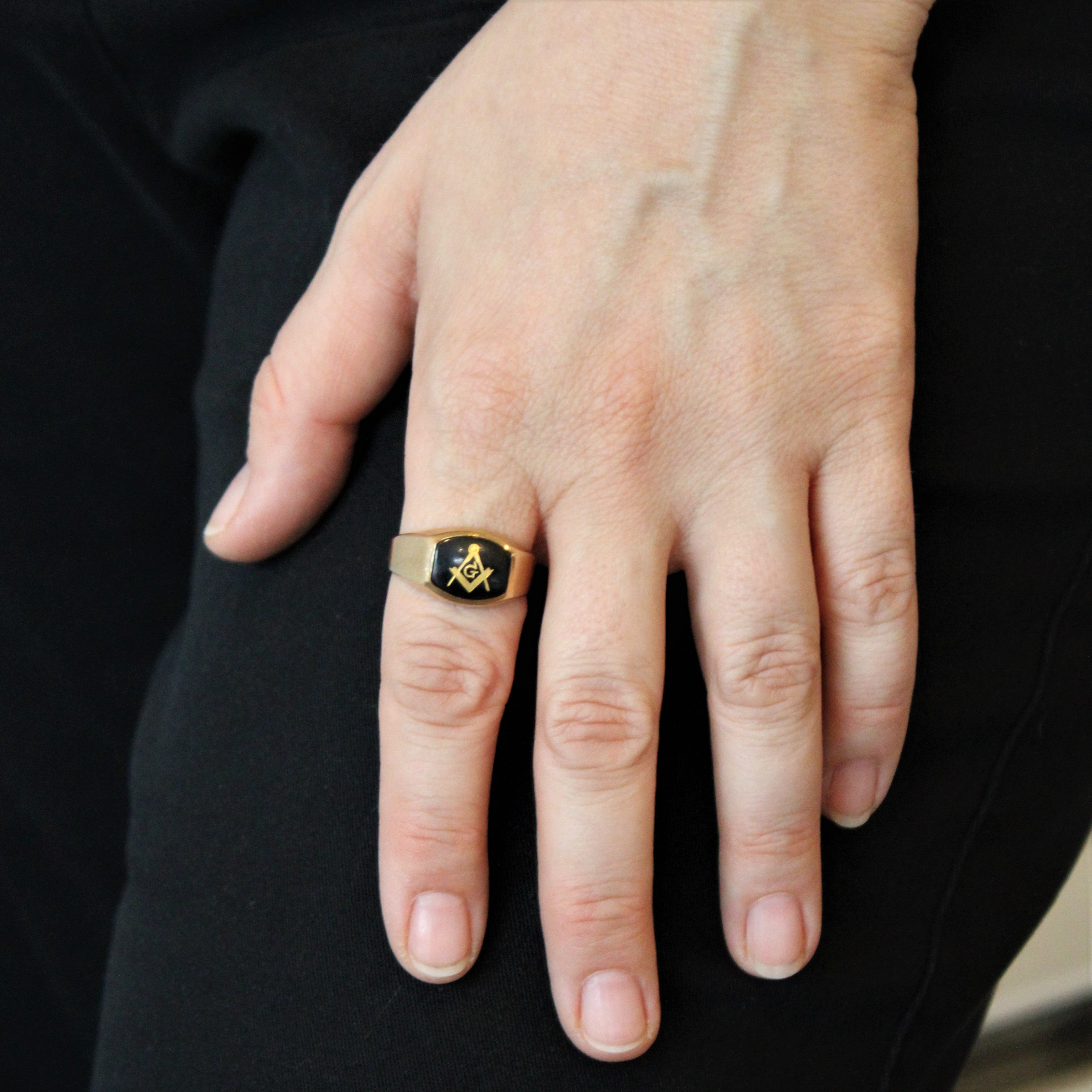 Onyx Mason Ring | 1.50ct | SZ 10.25 |