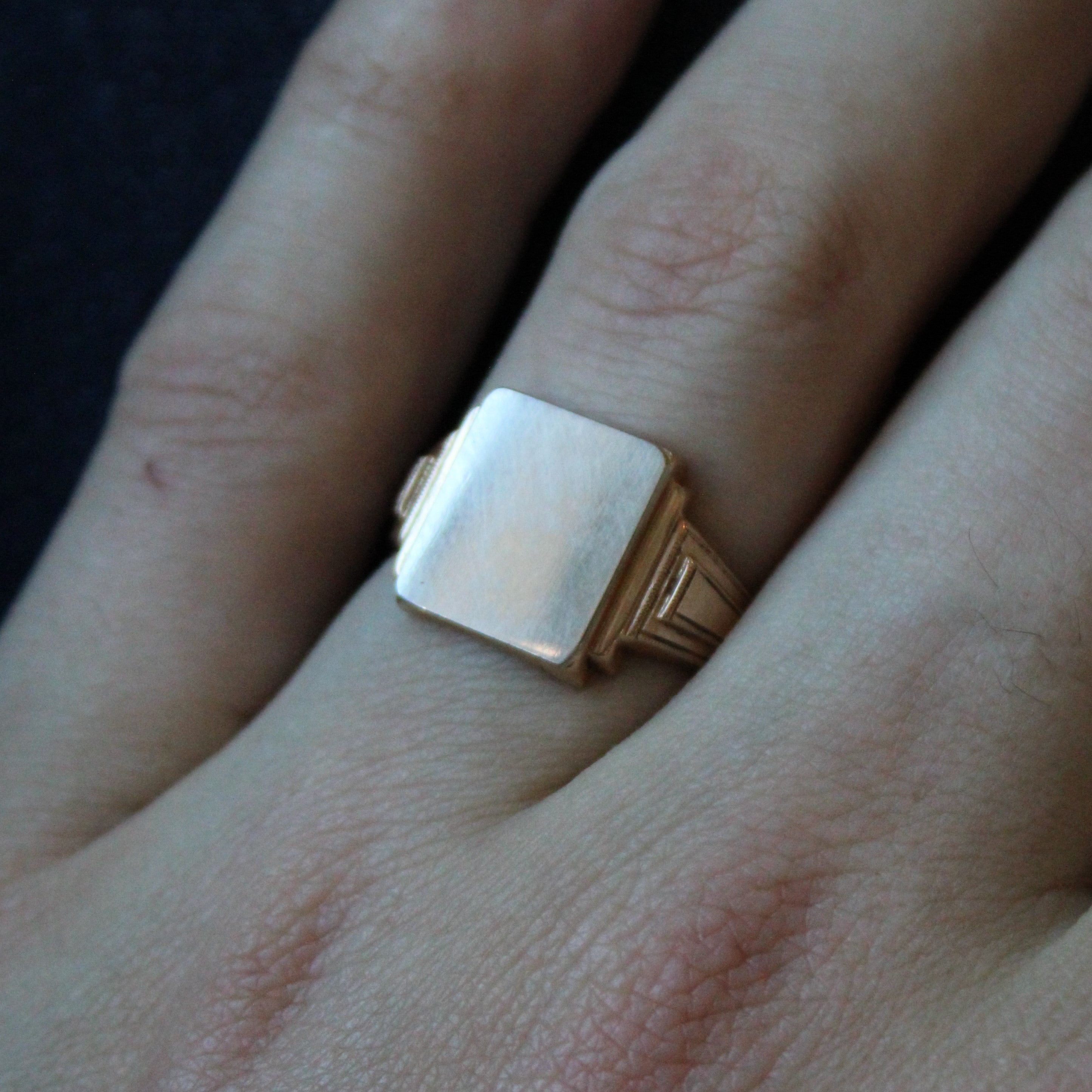 Bague chevalière vierge en or jaune | Taille 8,75 |