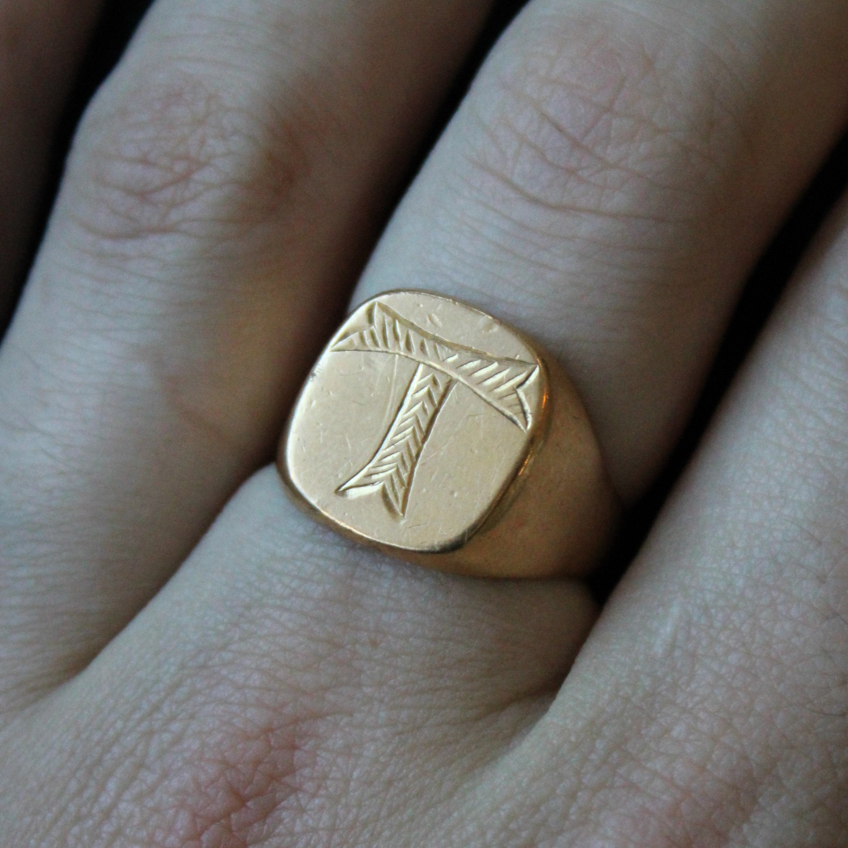 21k Yellow Gold 'T' Signet Ring | SZ 9.25 |