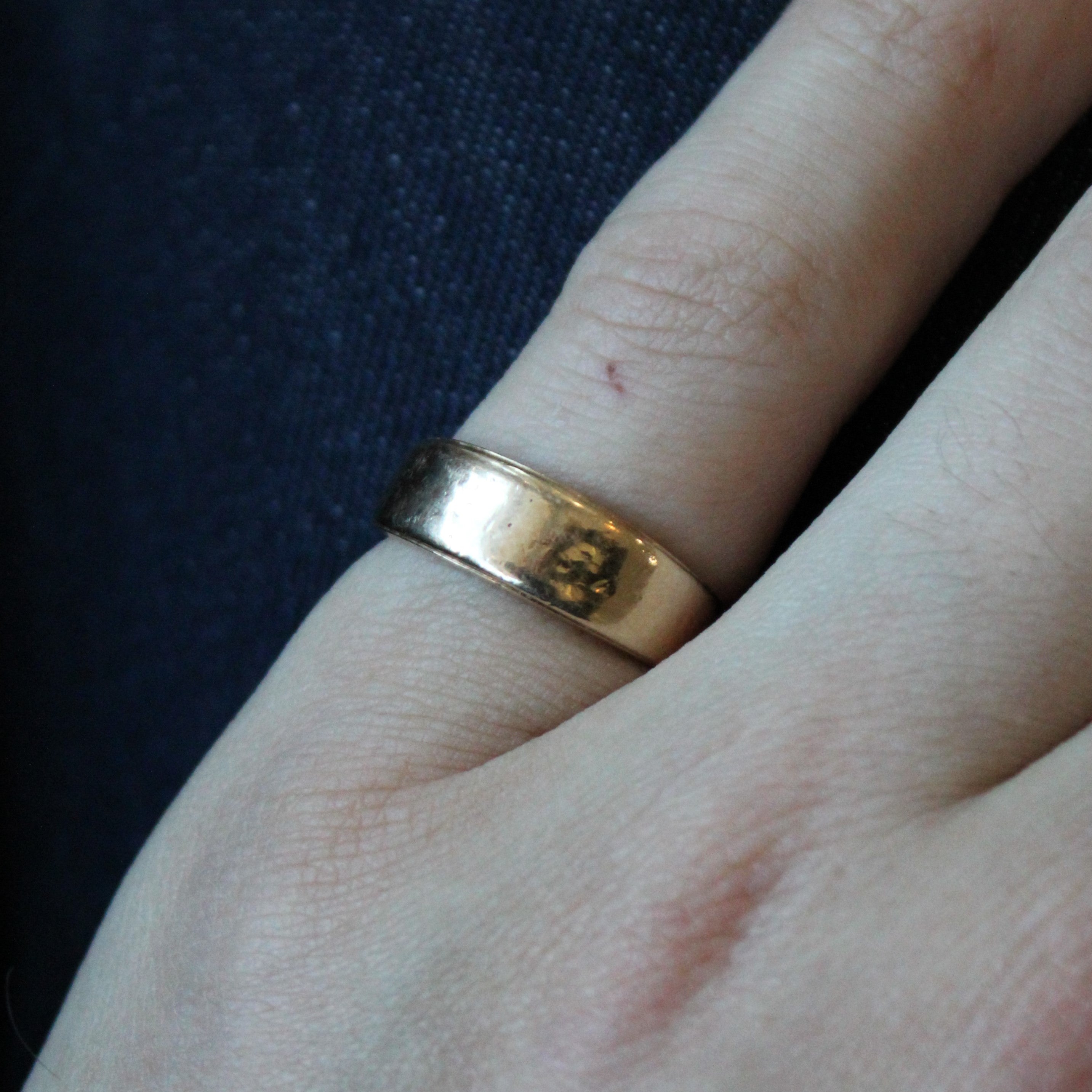 Tapered 14k Yellow Gold Band | SZ 6.5 |