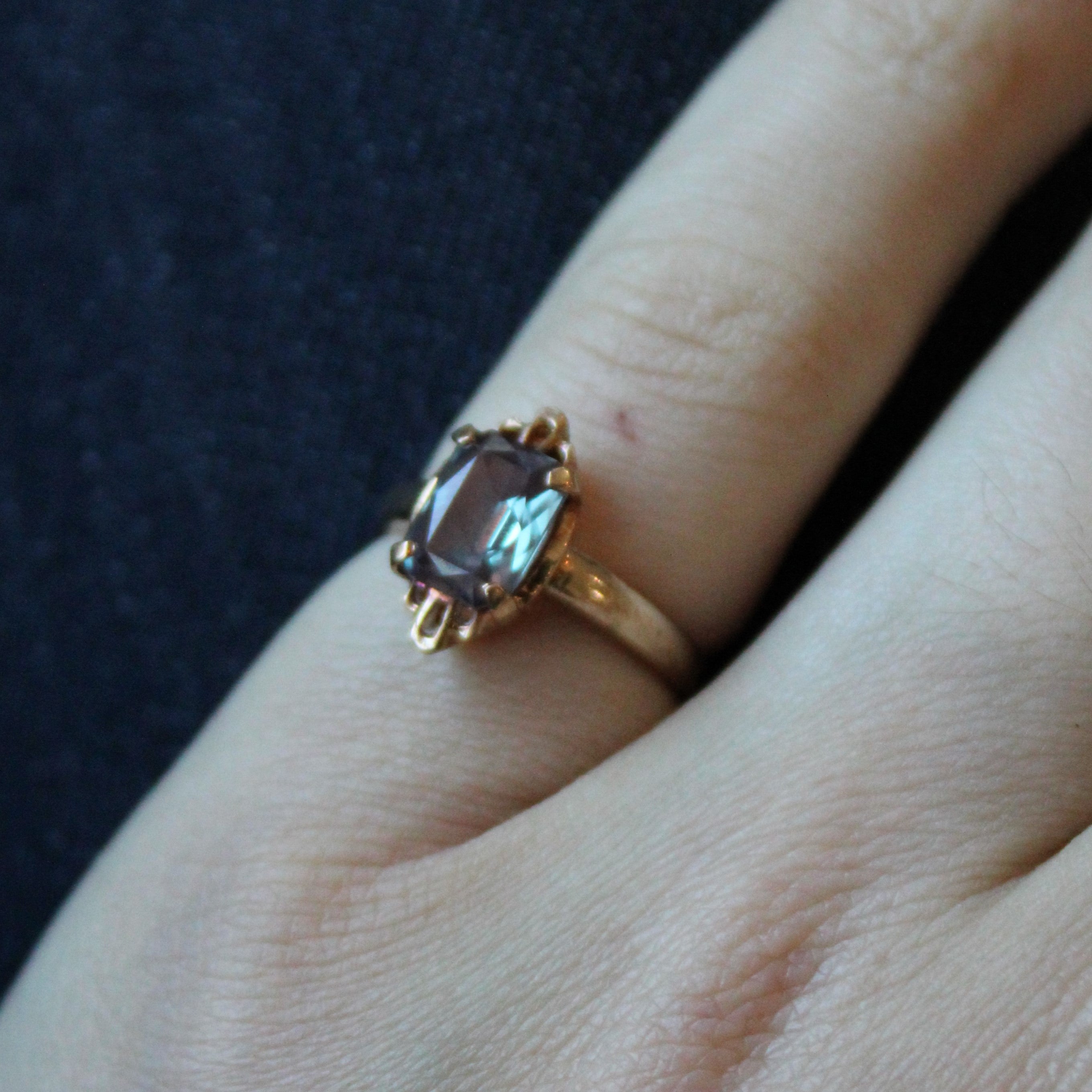 Synthetic Colour Change Sapphire Ring | 1.70ct | SZ 5 |
