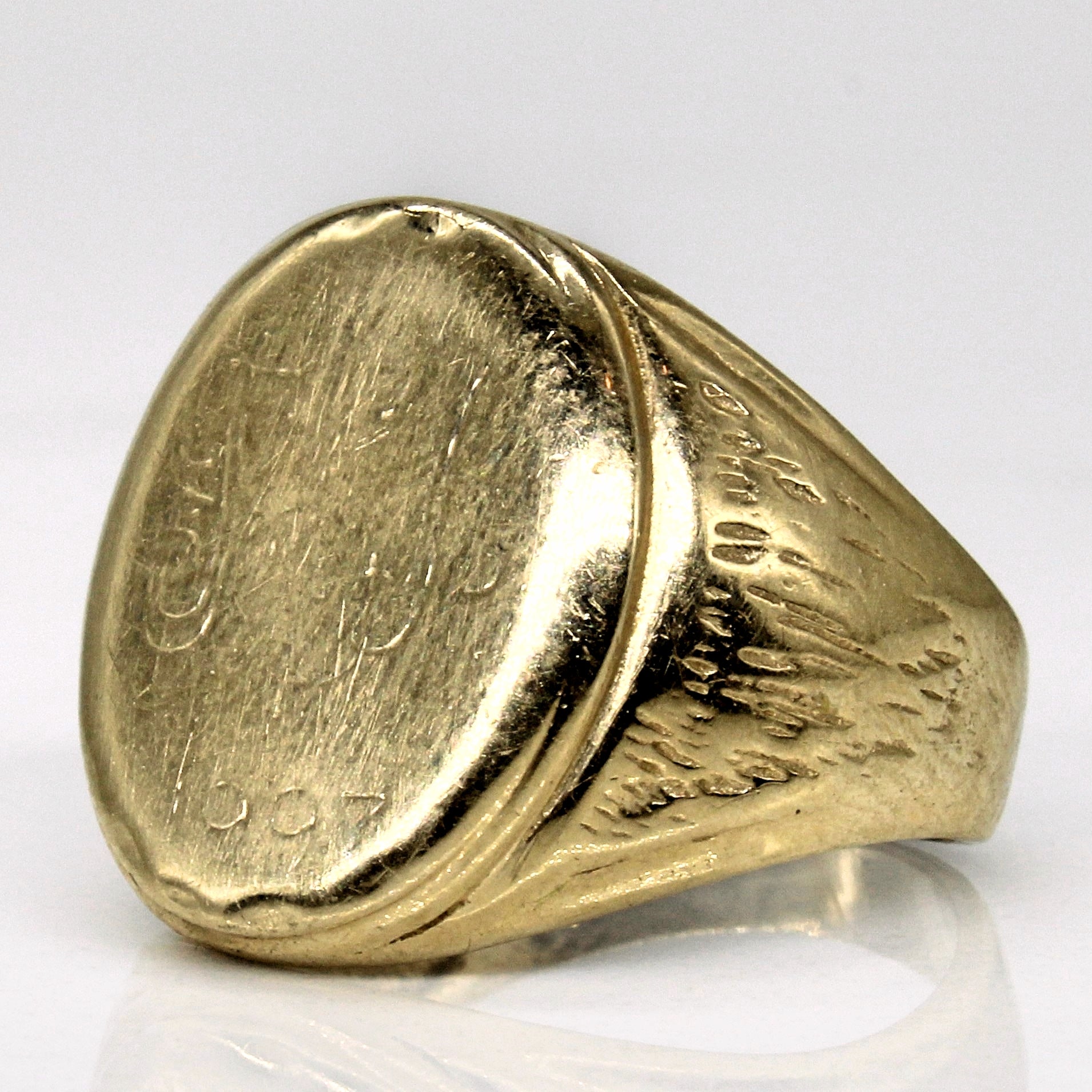 Bague chevalière en or jaune 10 carats | Taille 5,5 |