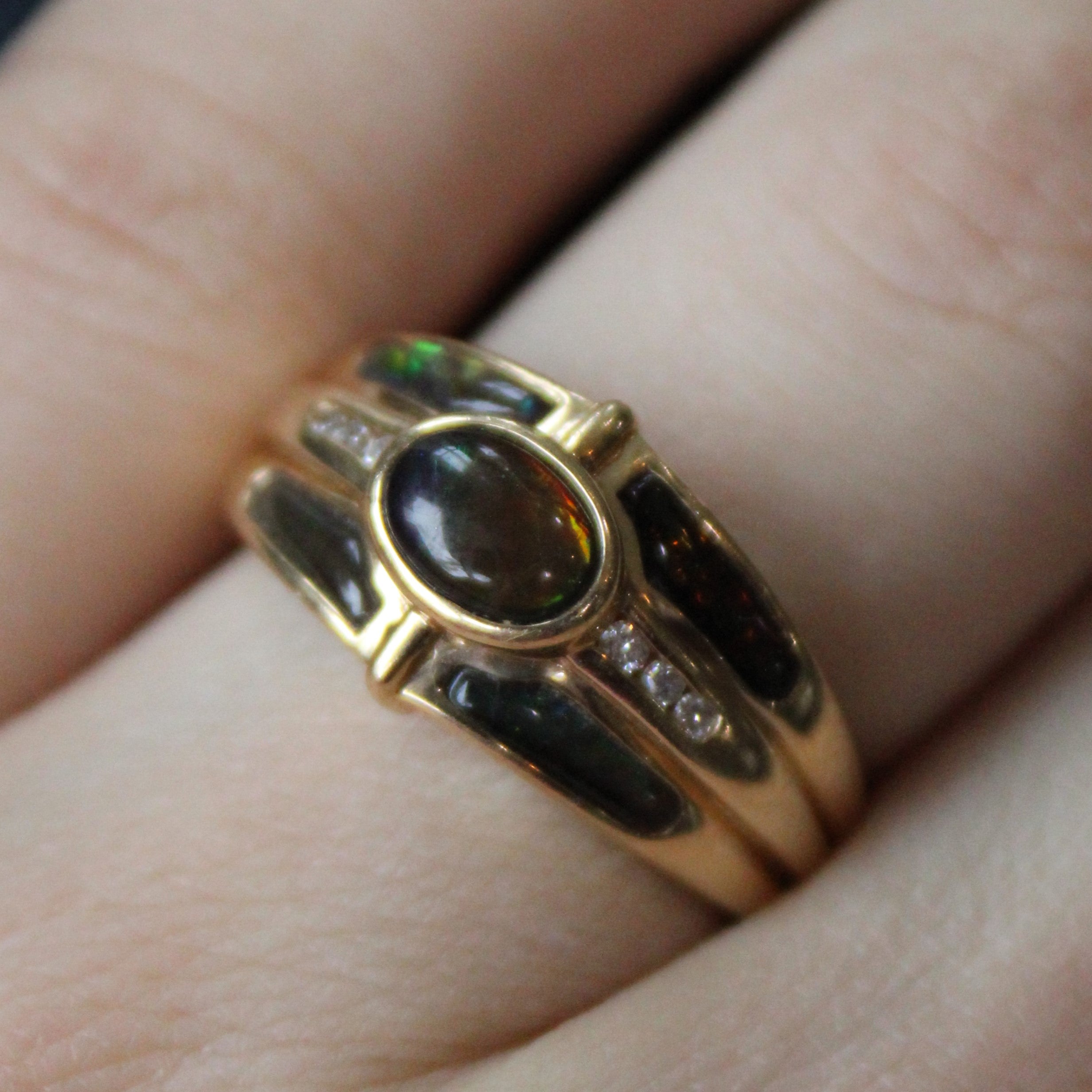 Bague cocktail en ammolite et diamants | 1,50 ct, 0,05 ct | Taille 6 |