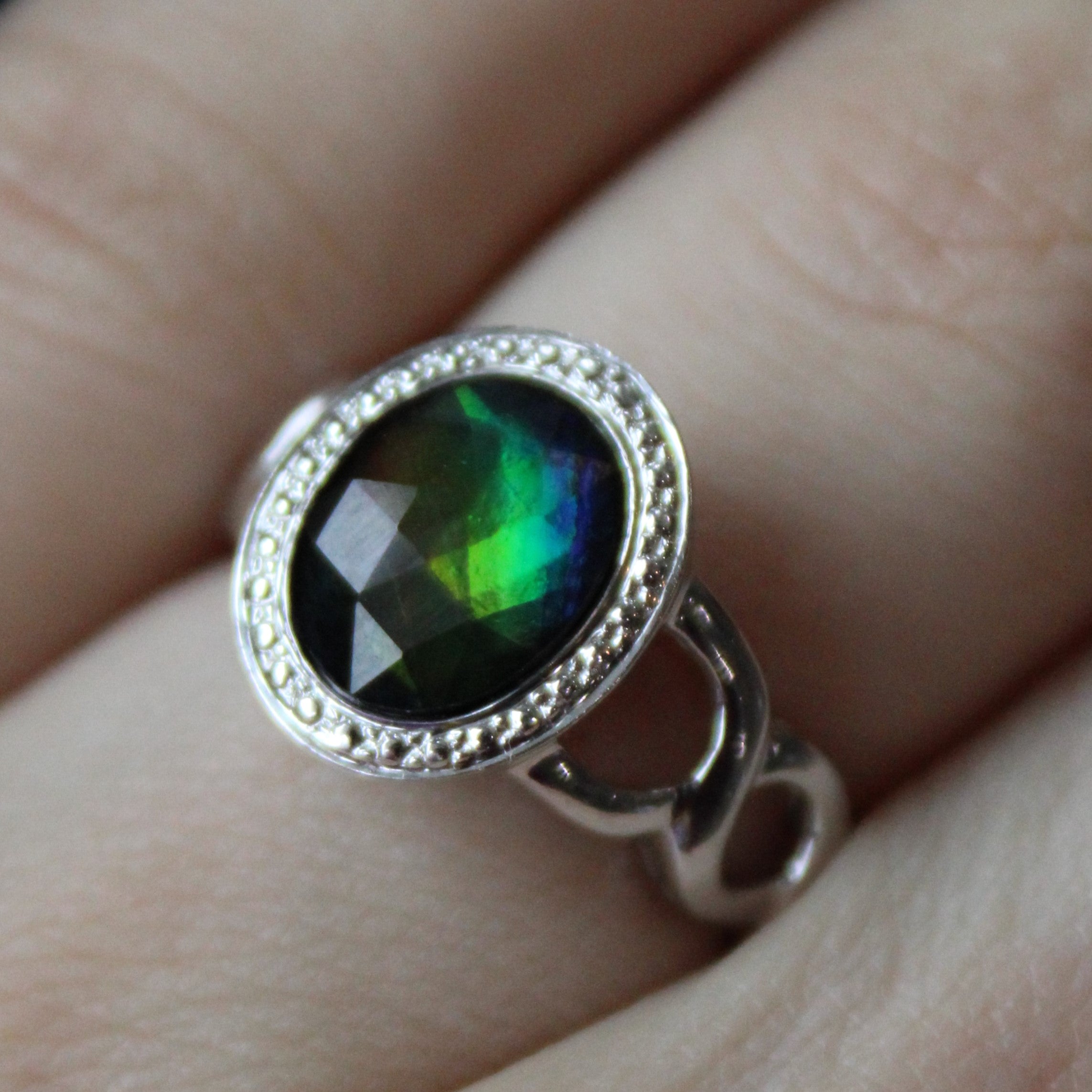 Faceted Ammolite Cocktail Ring | 1.20ct | SZ 7 |