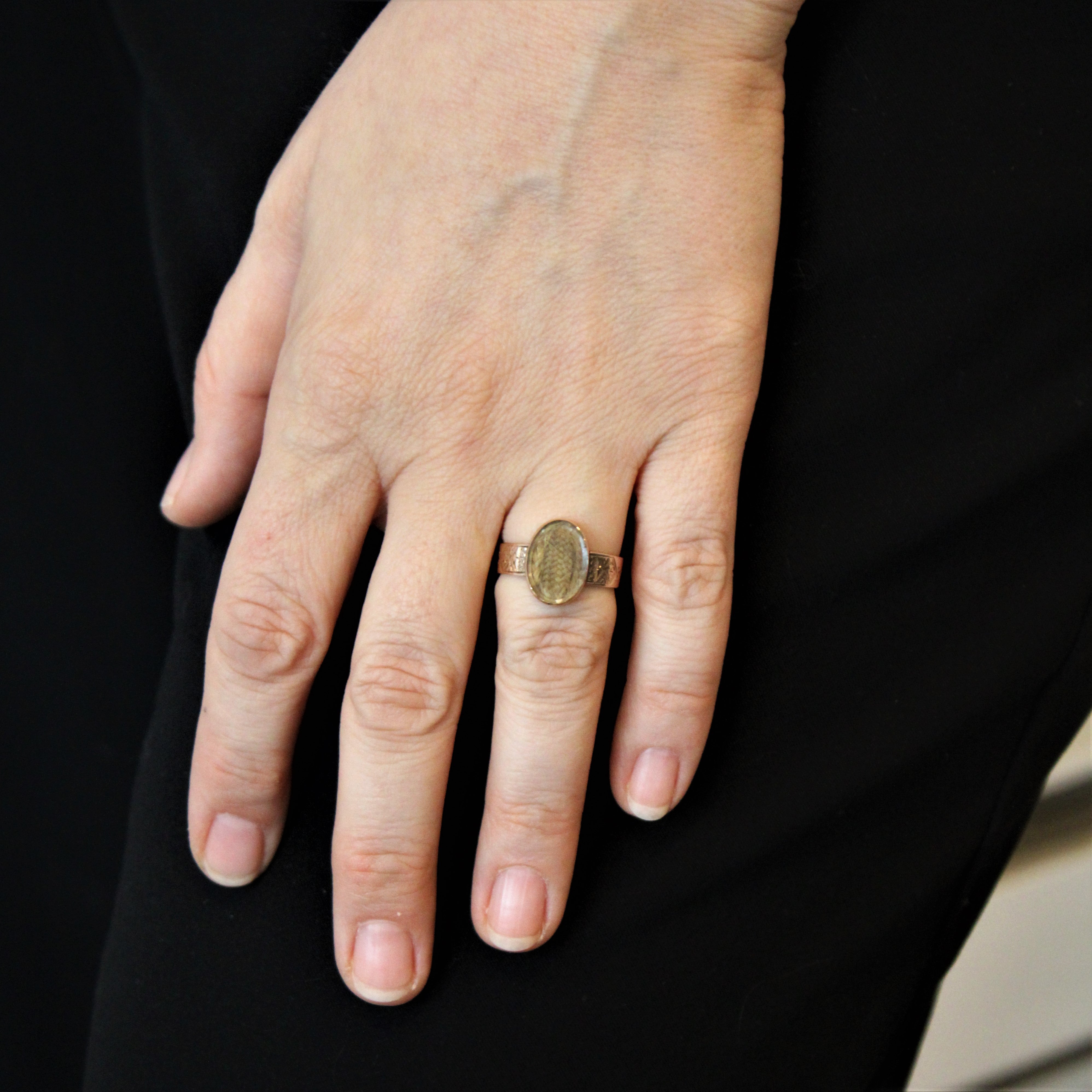 Victorian Plaited Hair Mourning Ring | SZ 7.5 |