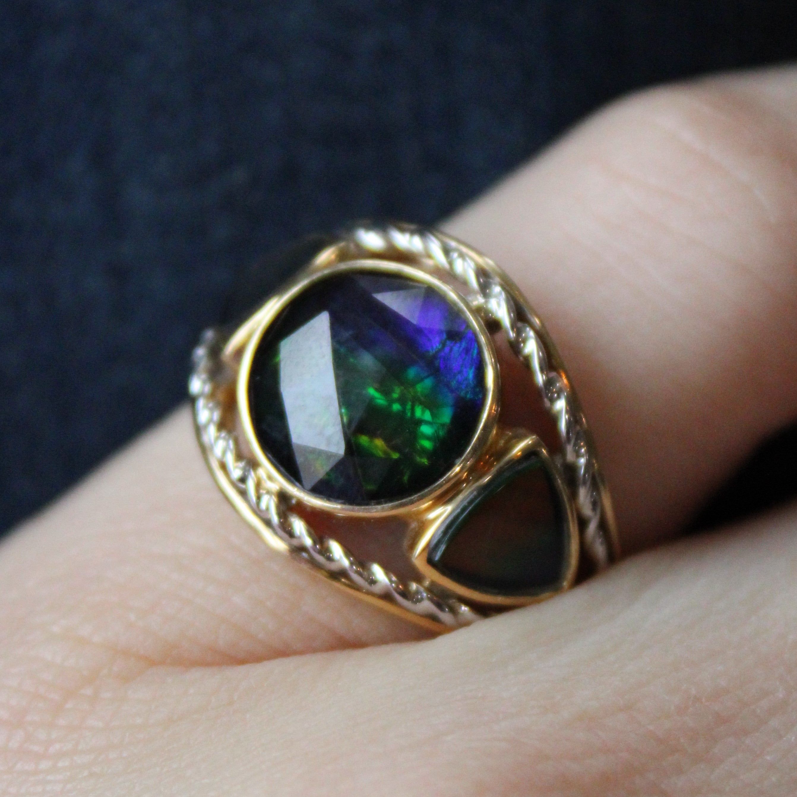 Three Stone Ammolite Cocktail Ring | 2.85ctw | SZ 7 |