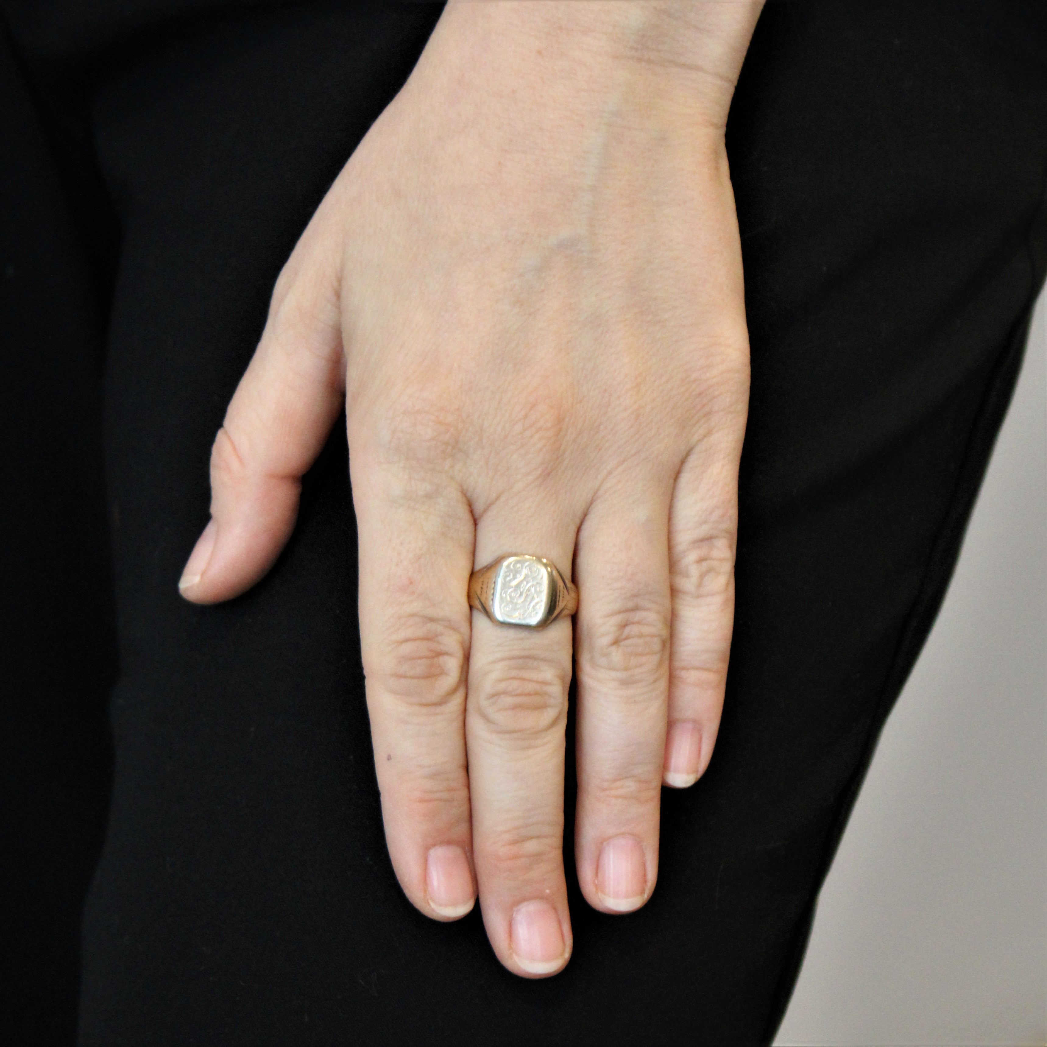 Two Tone Signet Ring | SZ 8.75 |