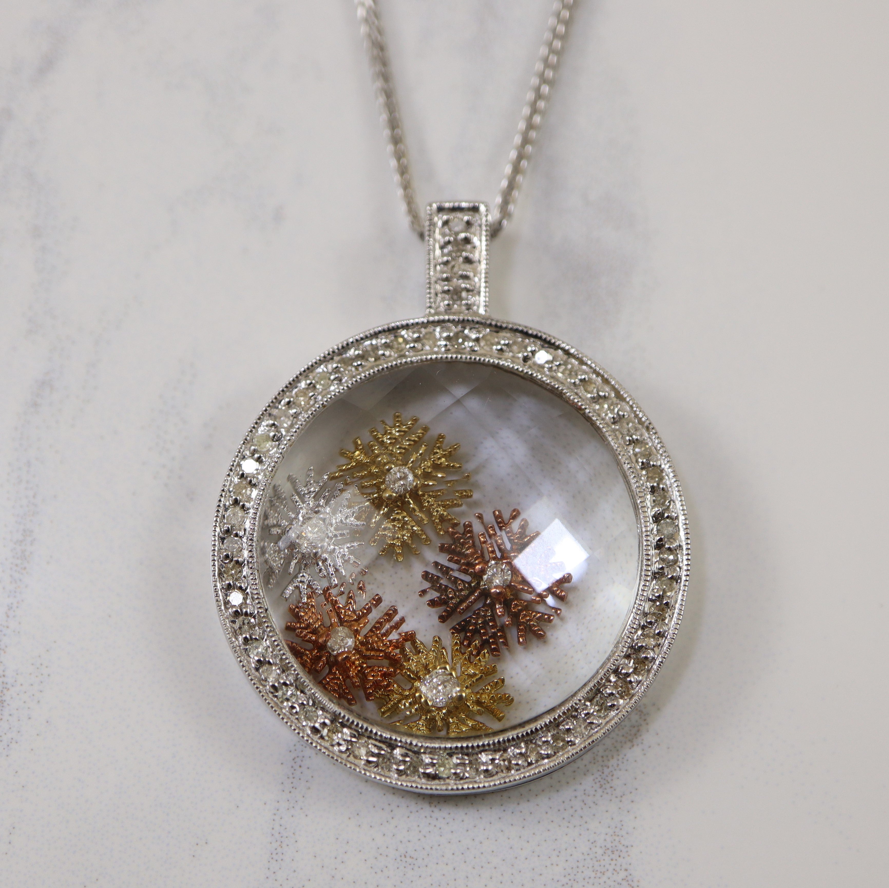 Diamond Snowflake Capsule Necklace | 0.40ctw | 18" |