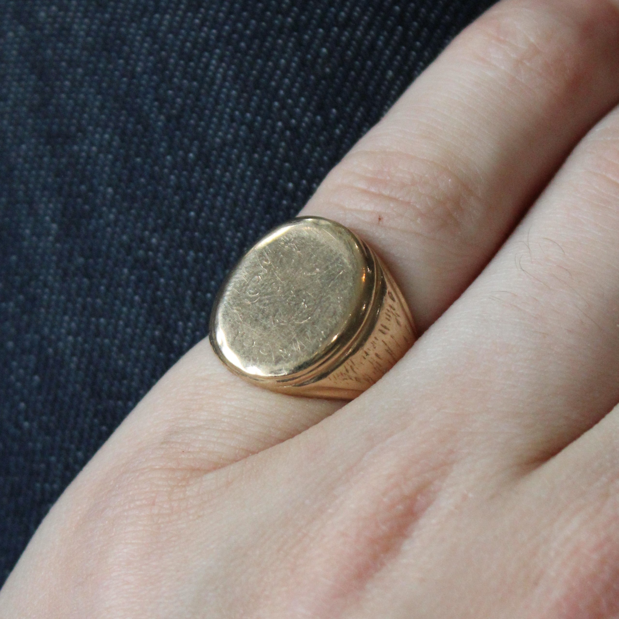 Bague chevalière en or jaune 10 carats | Taille 5,5 |