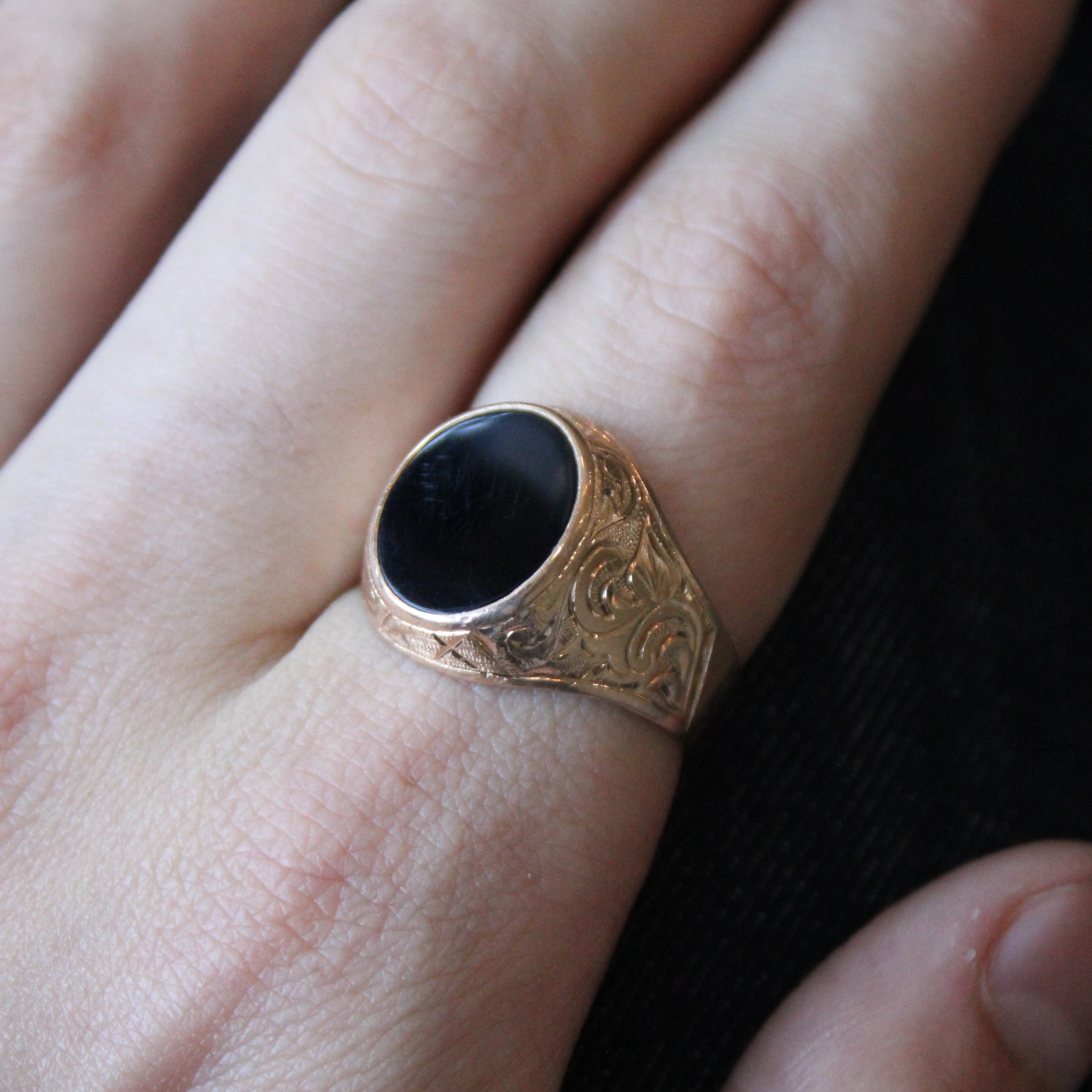 Ornate Onyx Tapered Ring | 2.85ct | SZ 11.5 |
