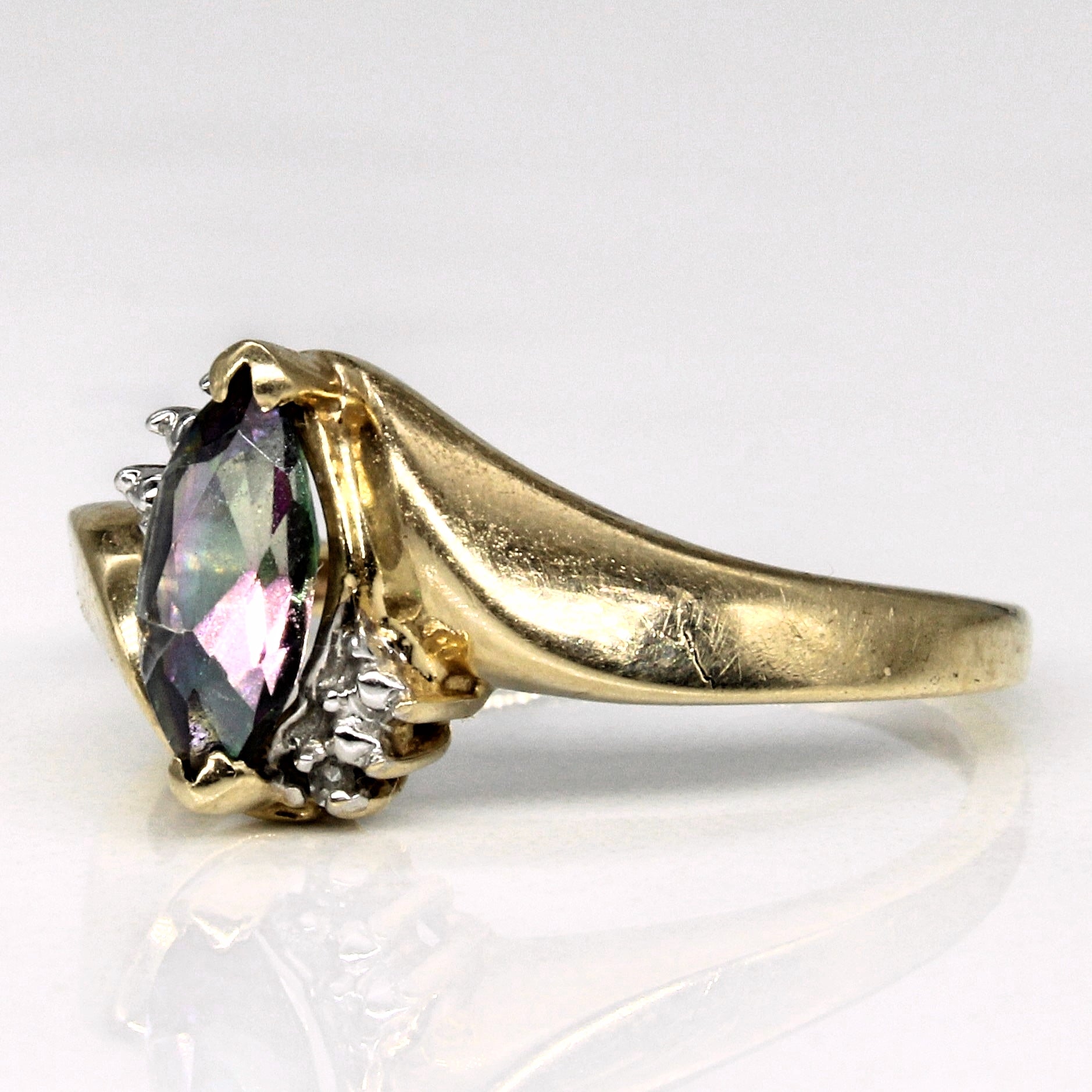Bague Bypass Marquise en topaze mystique et diamants | 0,50 ct, 0,01 ct au total | Taille 6,5 |