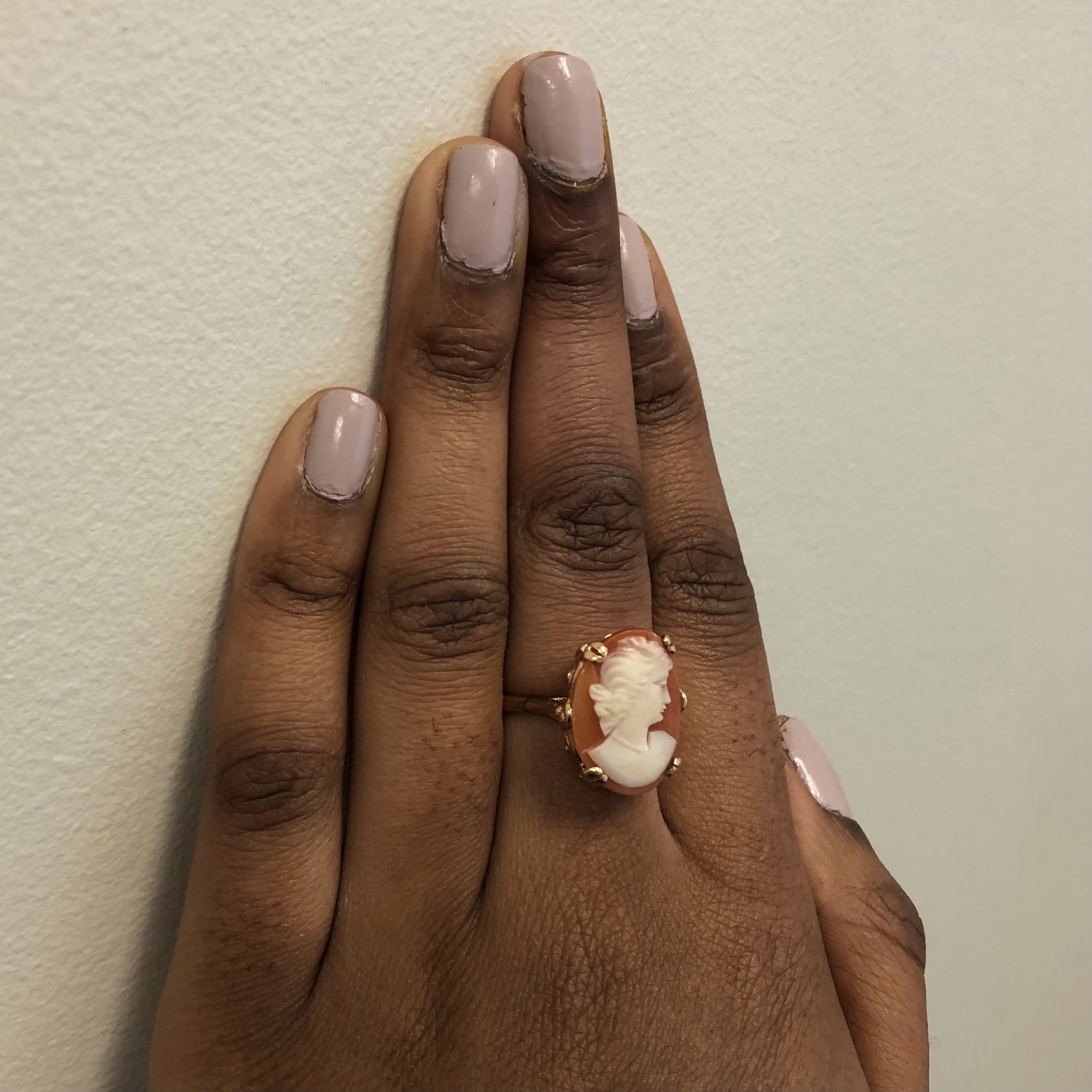 Shell Cameo Ring | 5.25ct | SZ 9.25 |