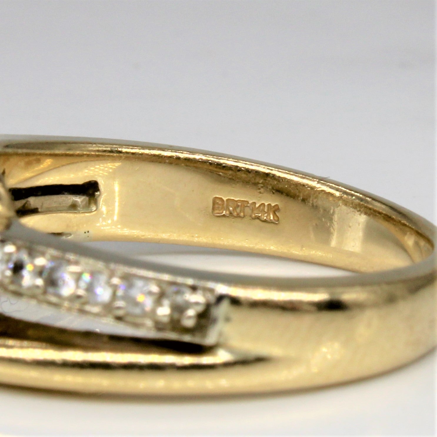 Diamond Cross Over Engagement Ring | 0.60ctw | SZ 7.25 |