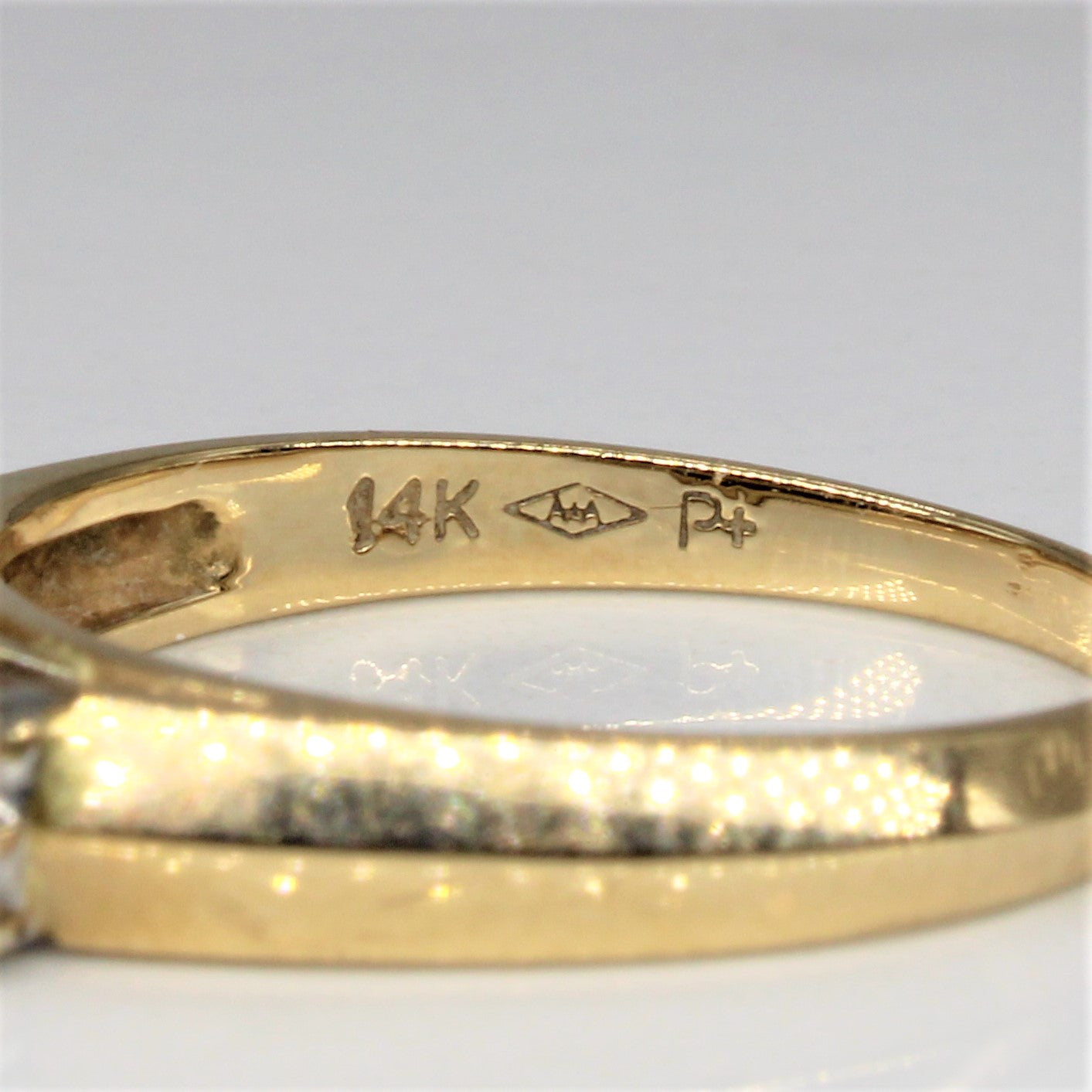 Diamond Ring | 0.21ctw | SZ 6 |