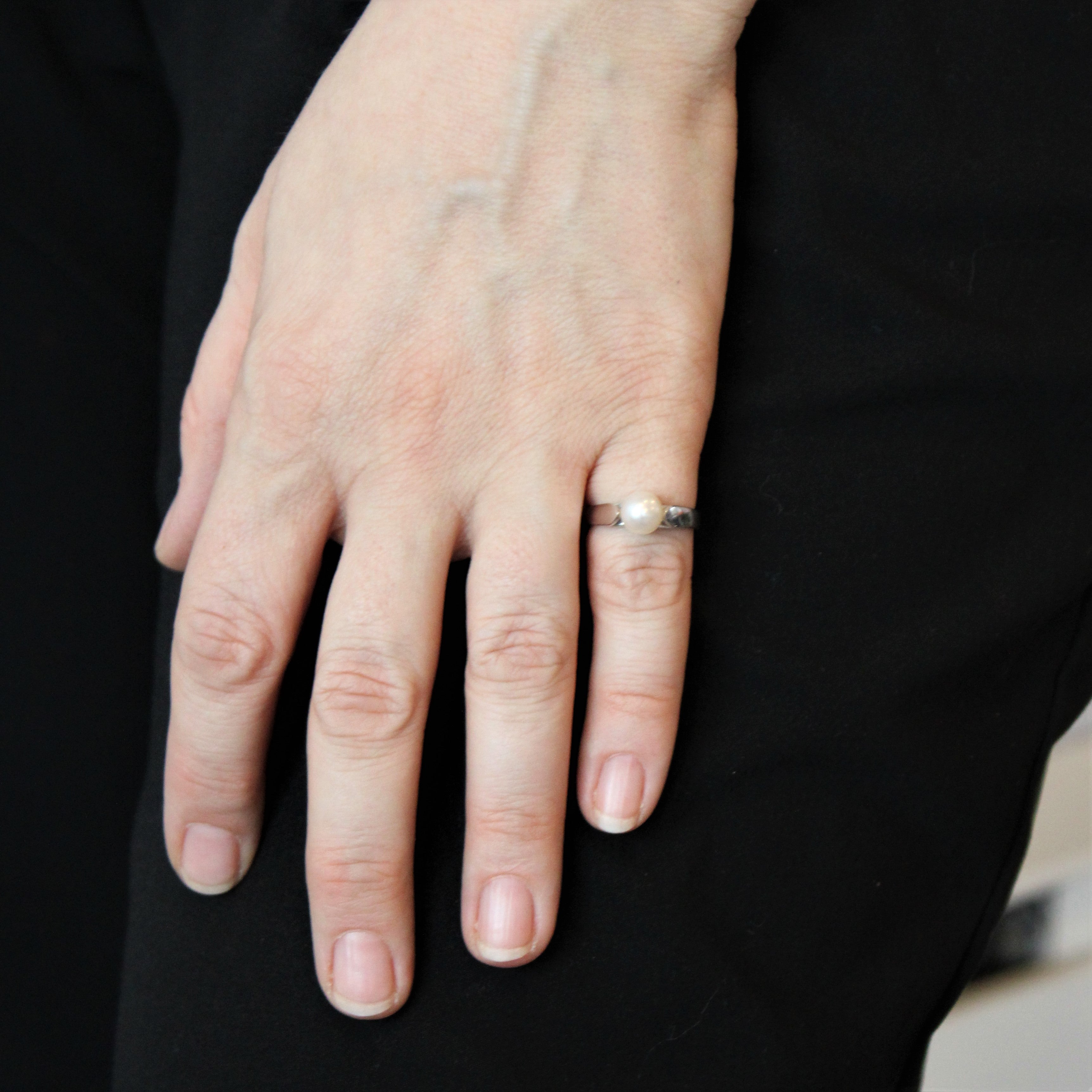 Pearl Solitaire Ring | SZ 5.5 |