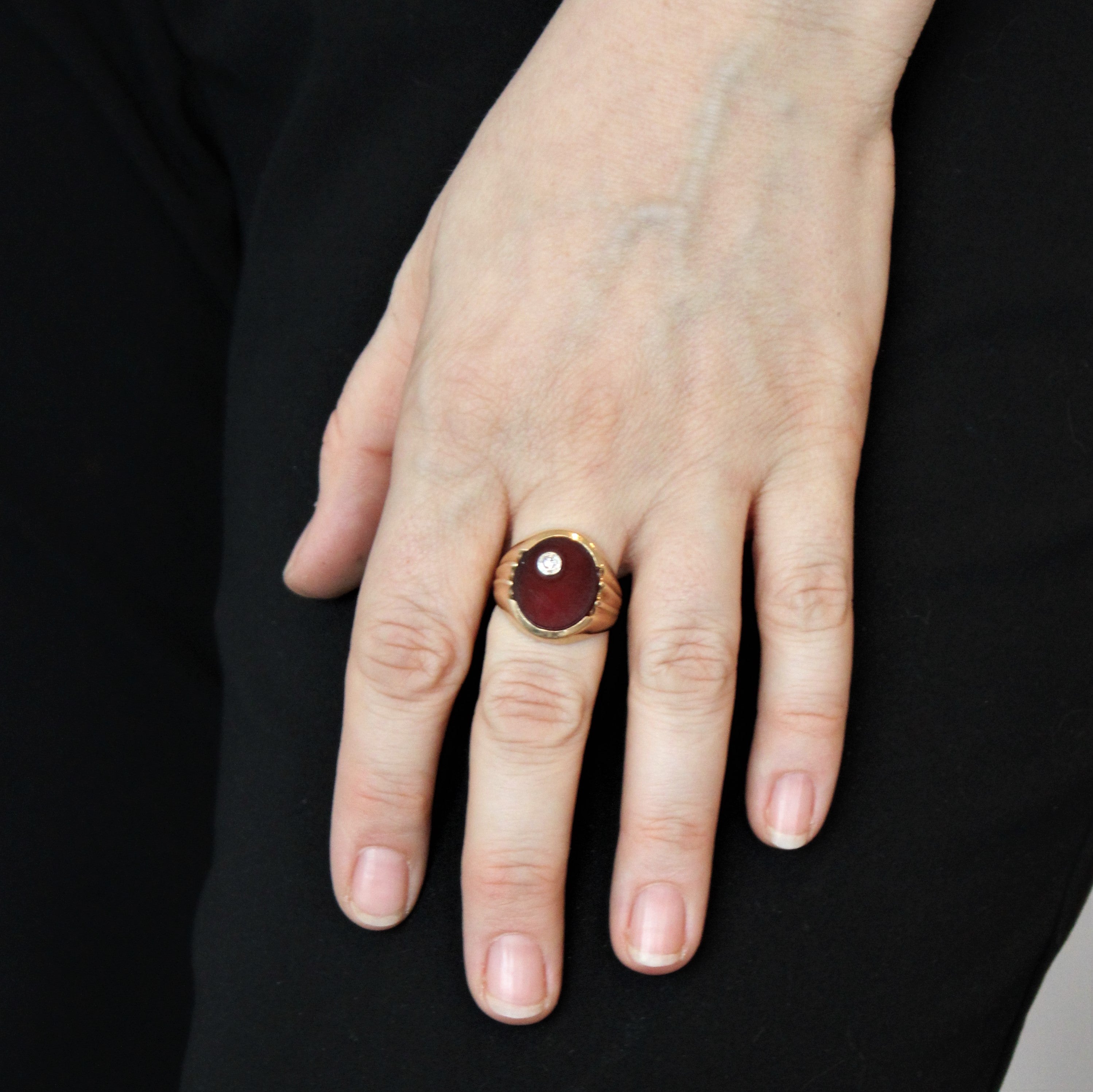 Carnelian & Diamond Ring | 3.50ct, 0.03ct | SZ 8.5 |