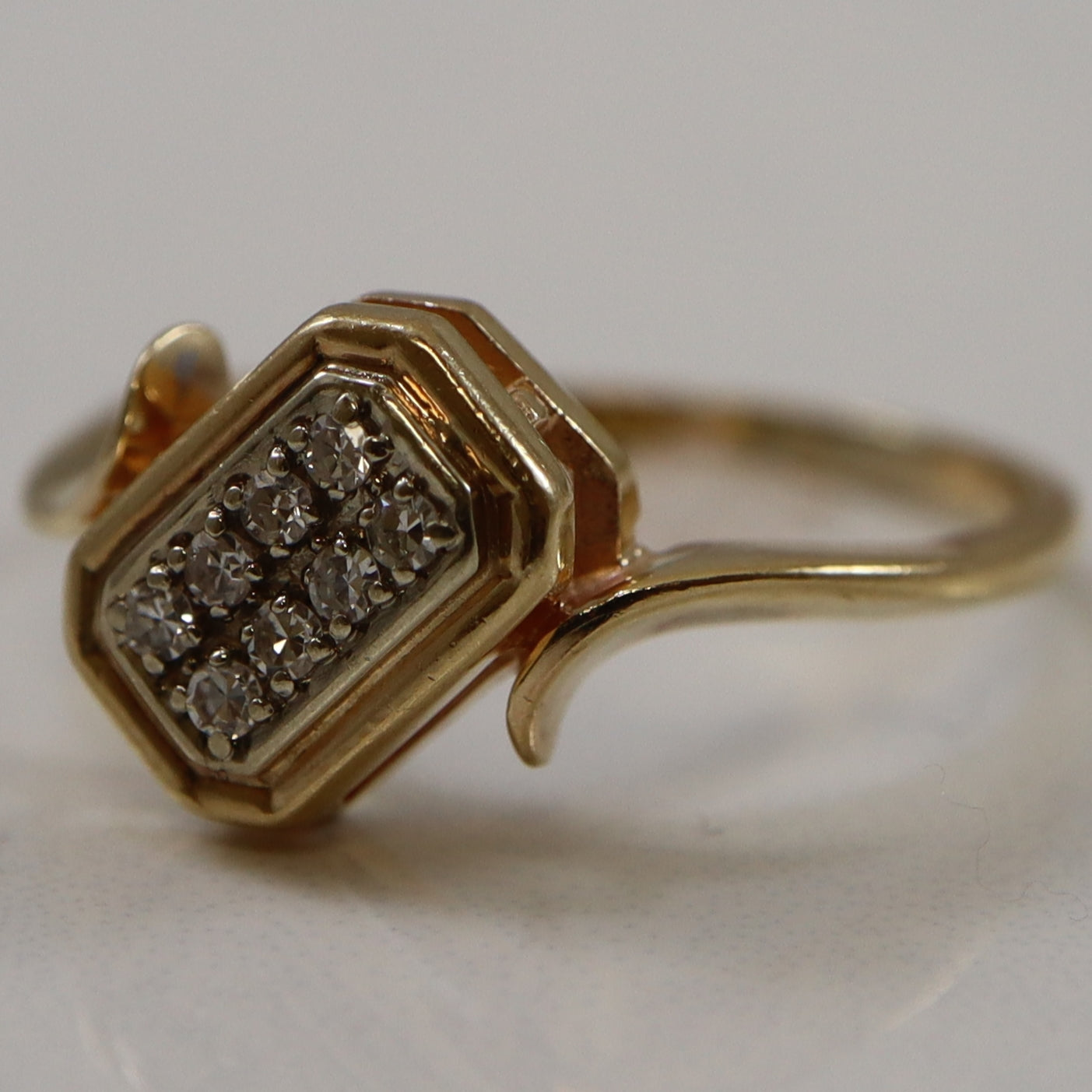 Diamond Grid Bypass Ring | 0.08ctw | SZ 7 |