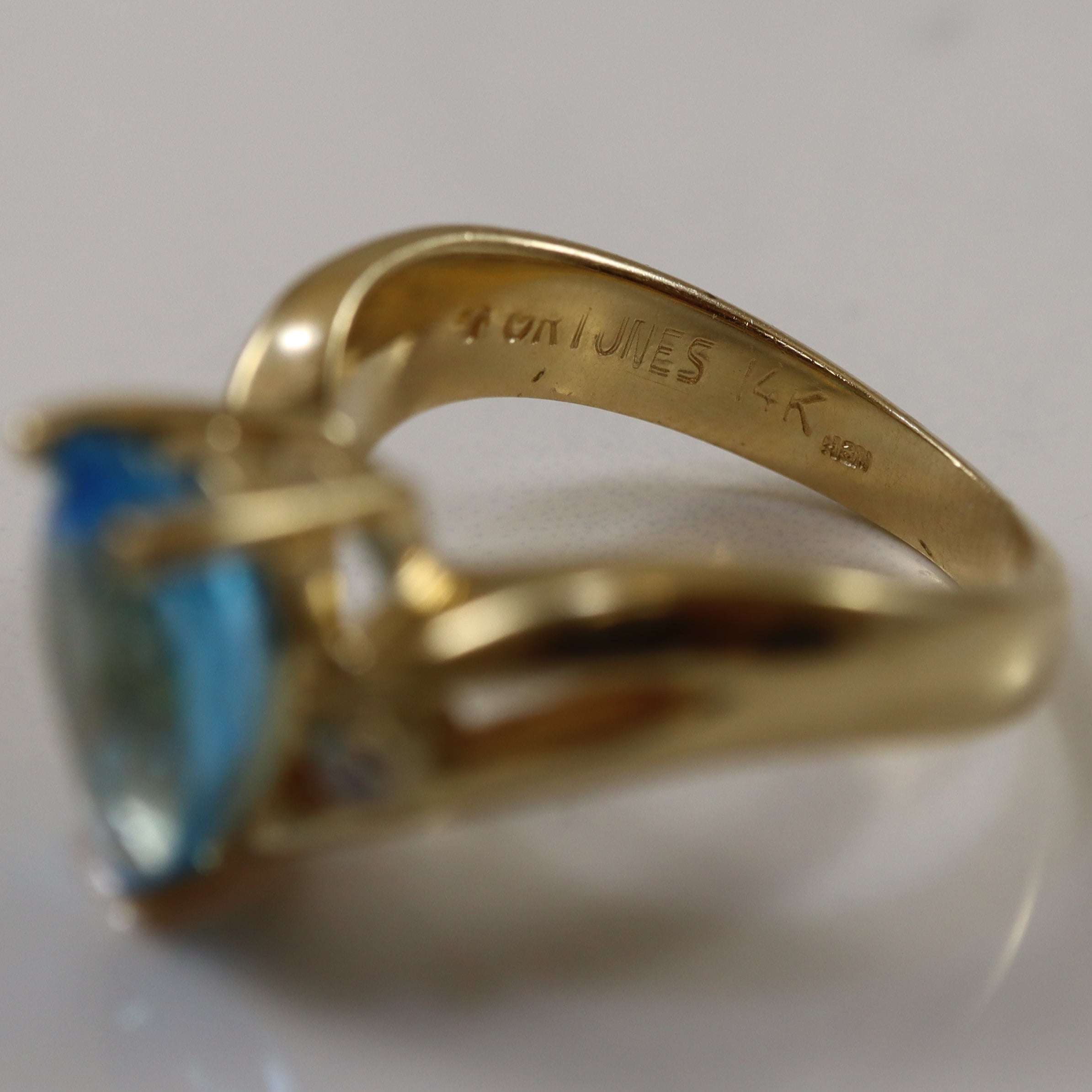 Pear Cut Blue Topaz & Diamond Ring | 3.00ct, 0.02ct | SZ 7 |
