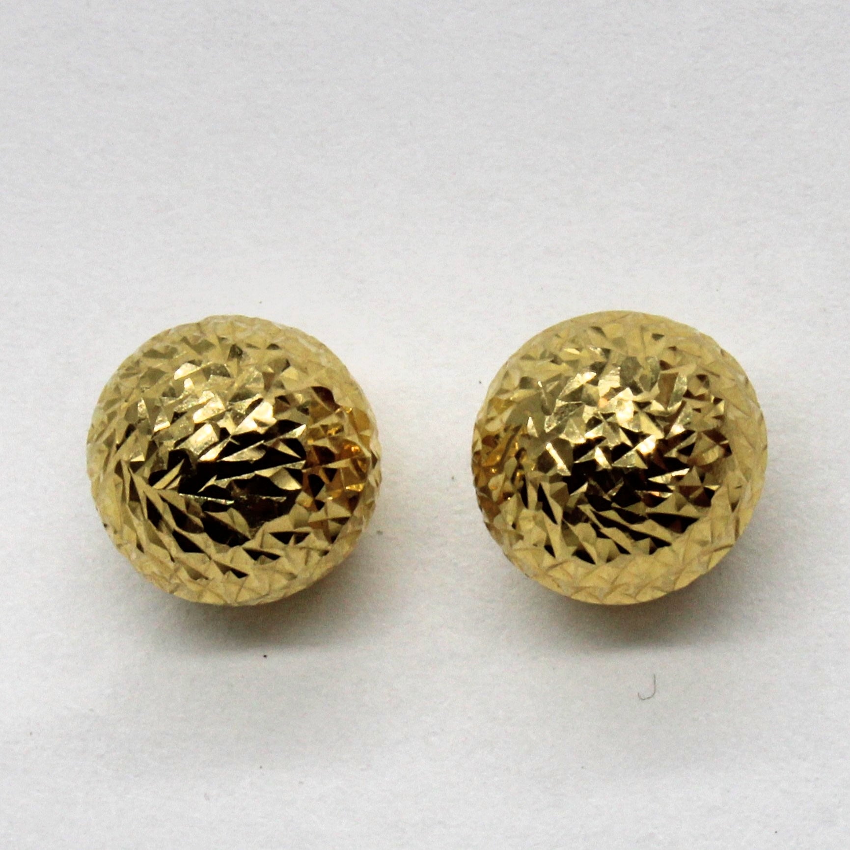 Dior' Yellow Gold Stud Earrings |