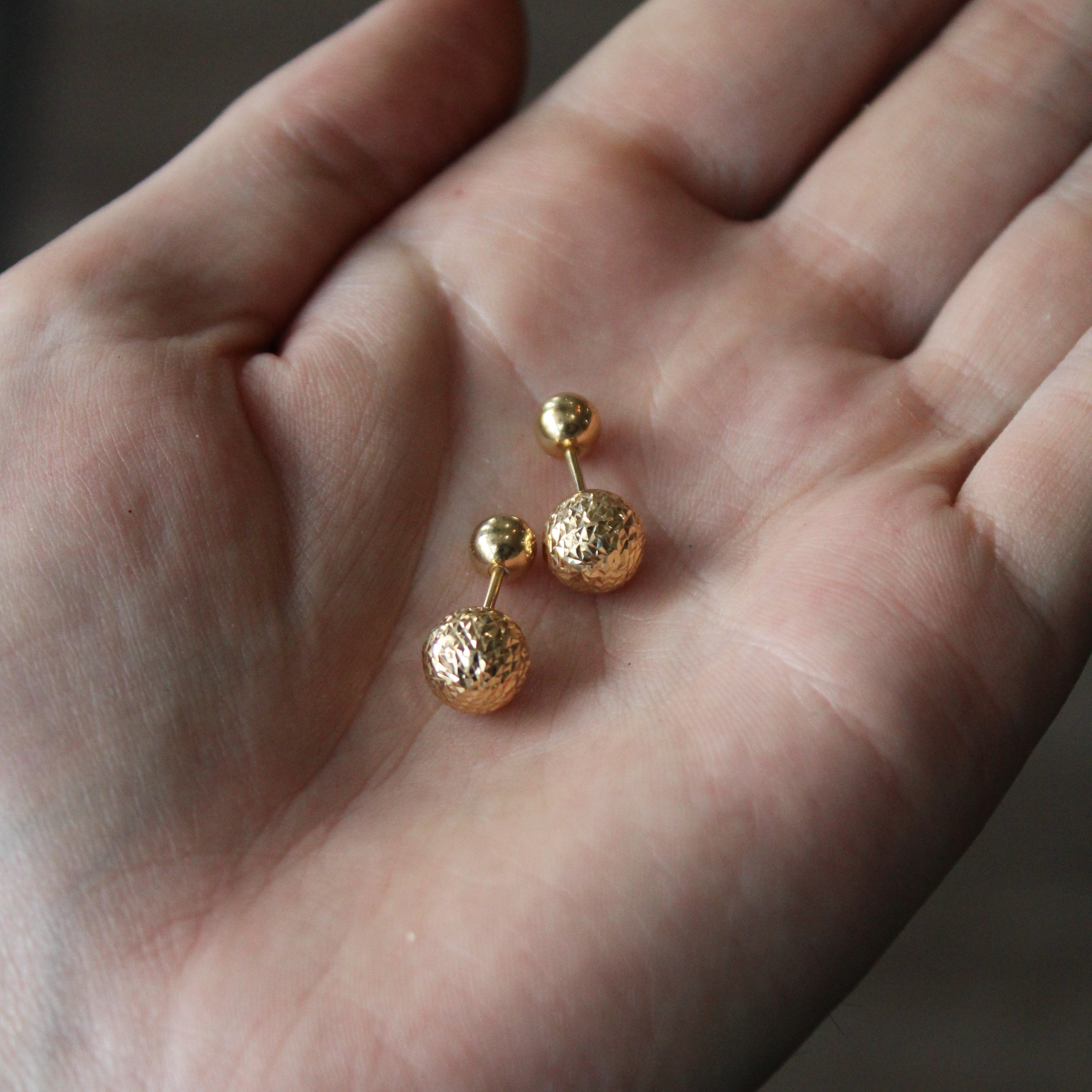 Dior' Yellow Gold Stud Earrings |