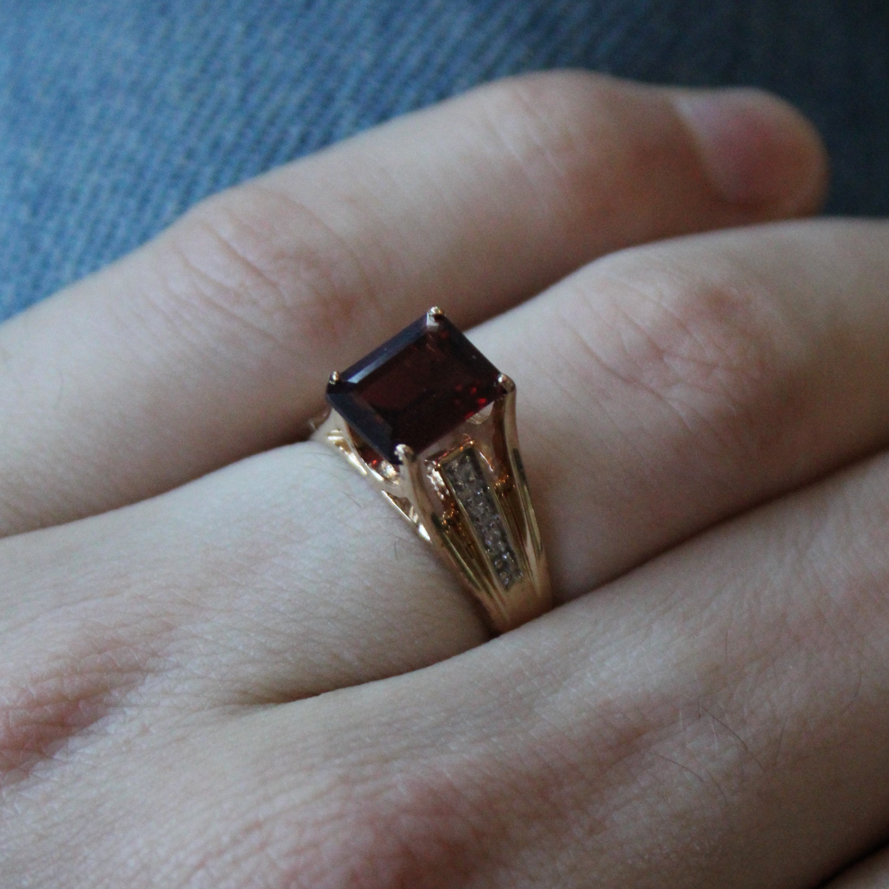 High Set Garnet & Diamond Ring | 2.43ct, 0.03ctw | SZ 6.75 |