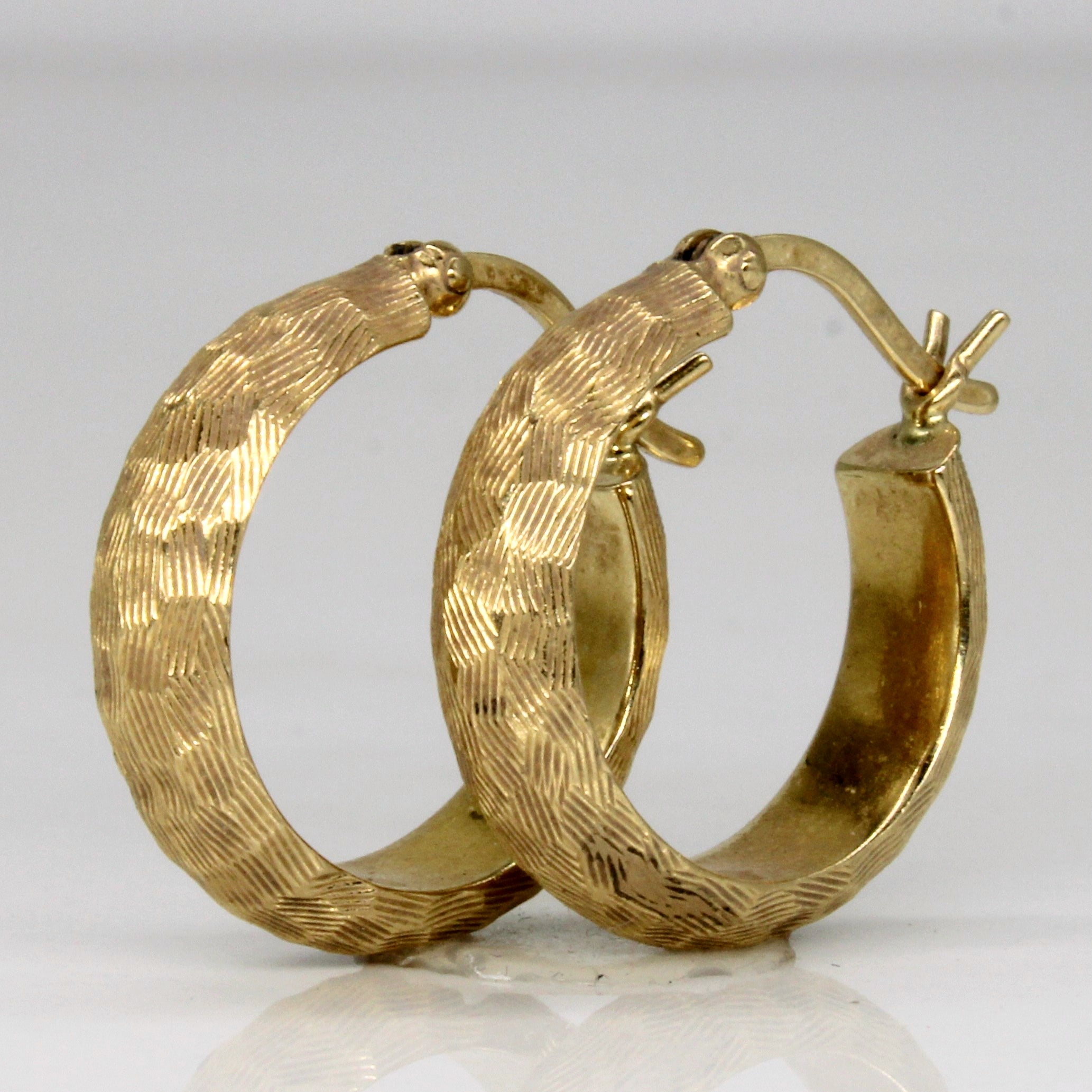 14k Yellow Gold Textured Hoop Earrings