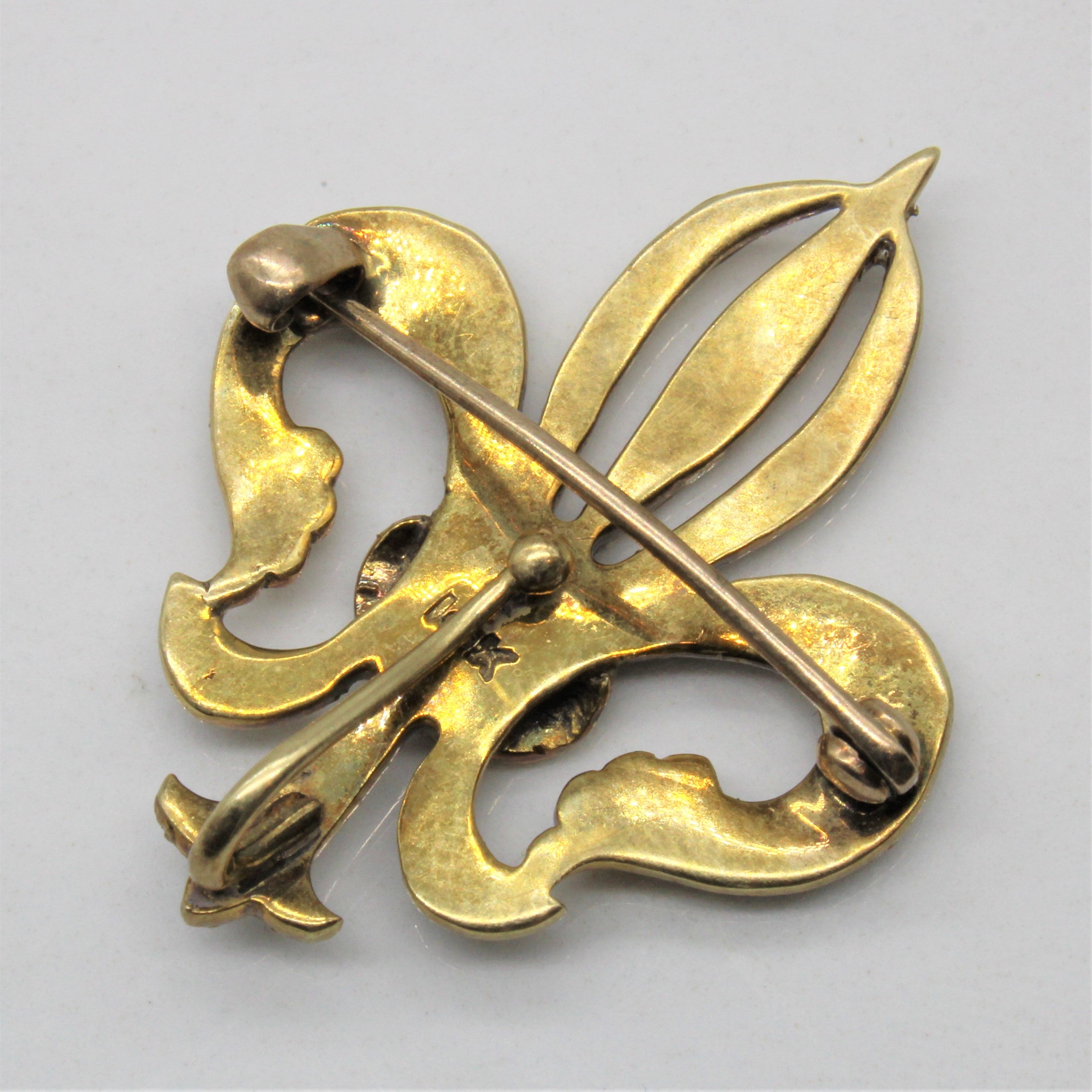 Victorian Fleur De Lis Pearl Pin |