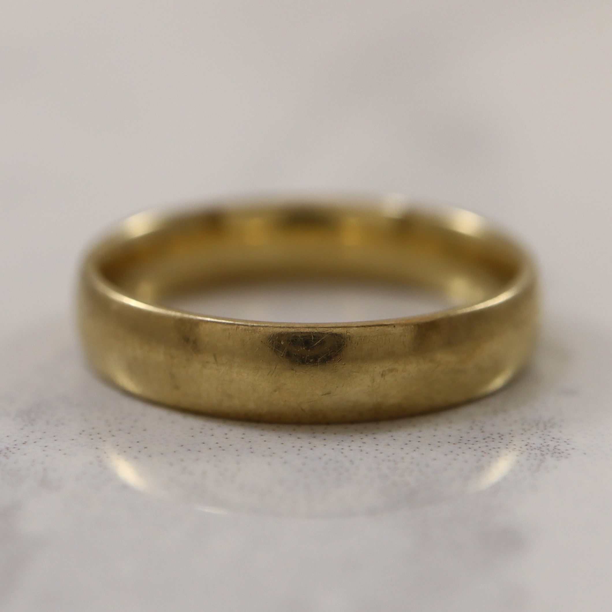 Classic Yellow Gold Band | SZ 6.5 |