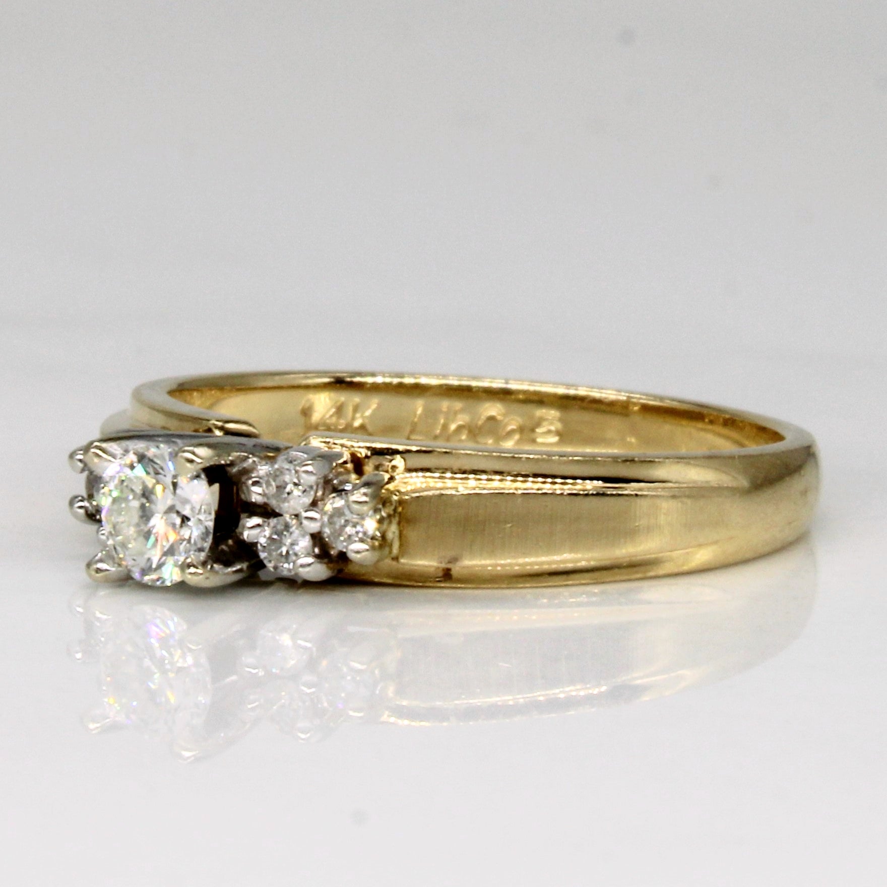 Cluster Set Diamond Engagement Ring | 0.25ctw | SZ 6 |
