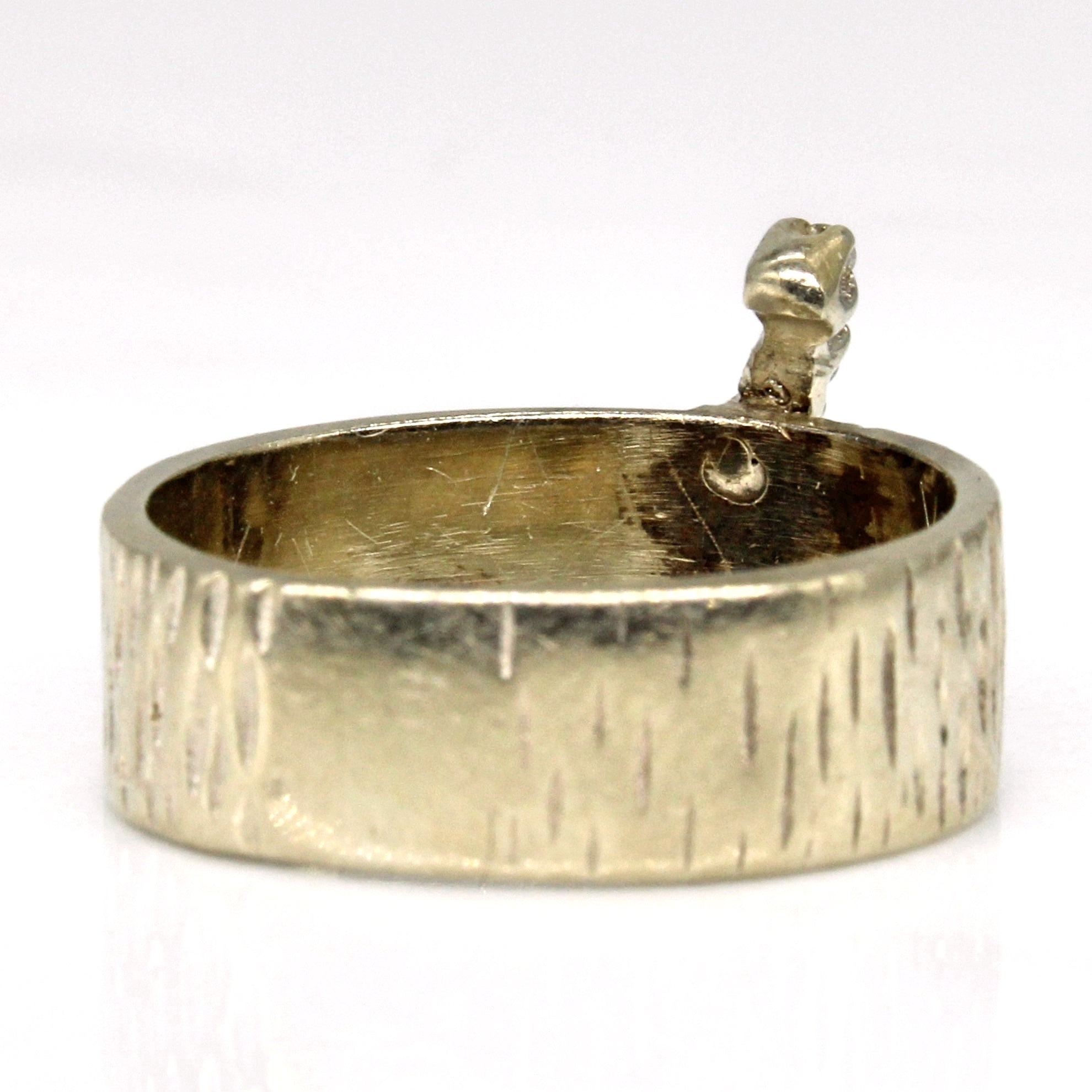 Diamond Swoop Ring | 0.07ctw | SZ 6 |