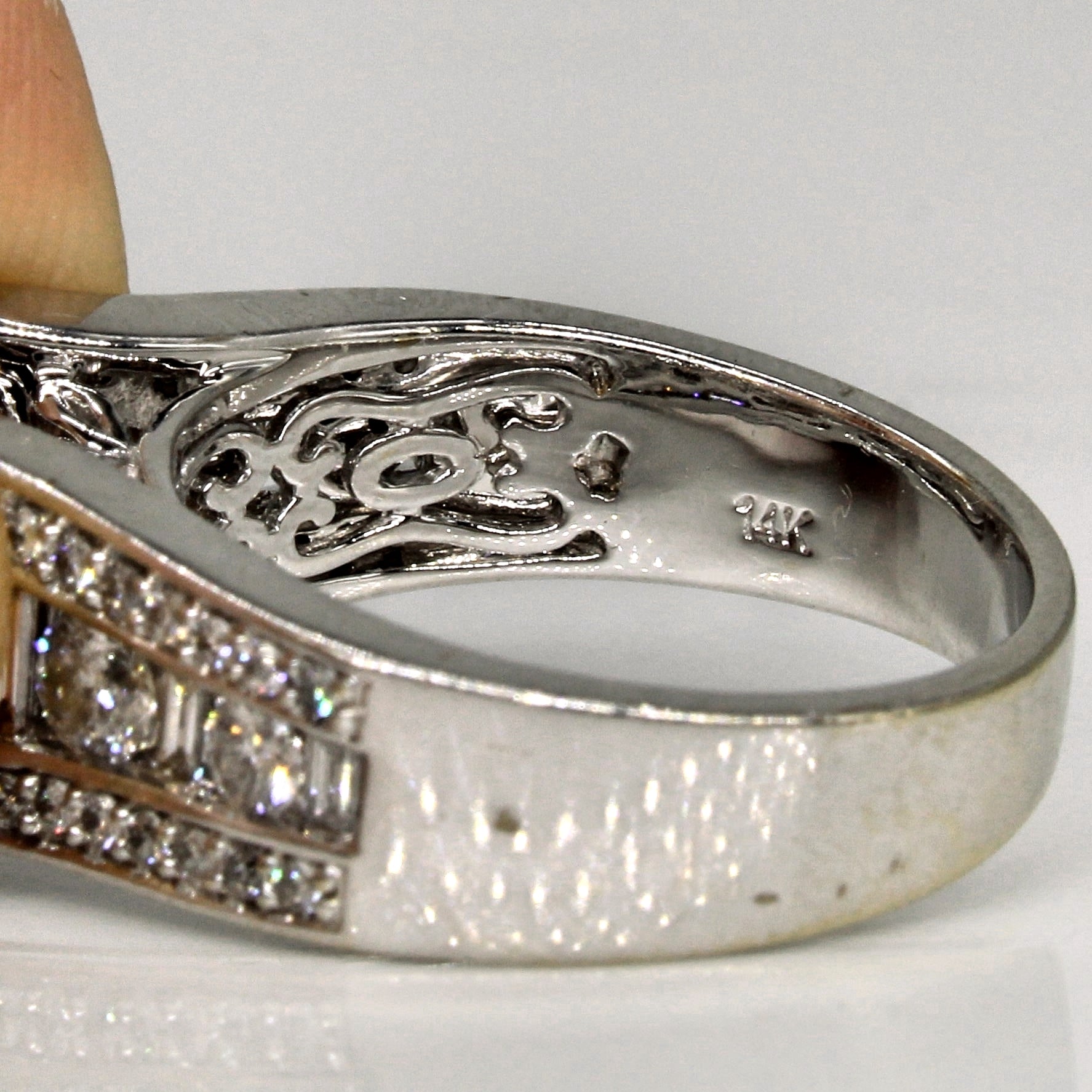 Diamond Illusion Grid Engagement Ring | 1.77ctw | SZ 7.25 |