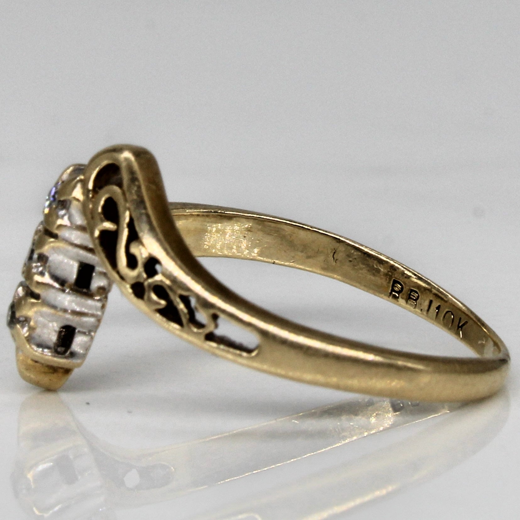 Unique Filigree Three Stone Diamond Ring | 0.02ctw | SZ 5.5 |