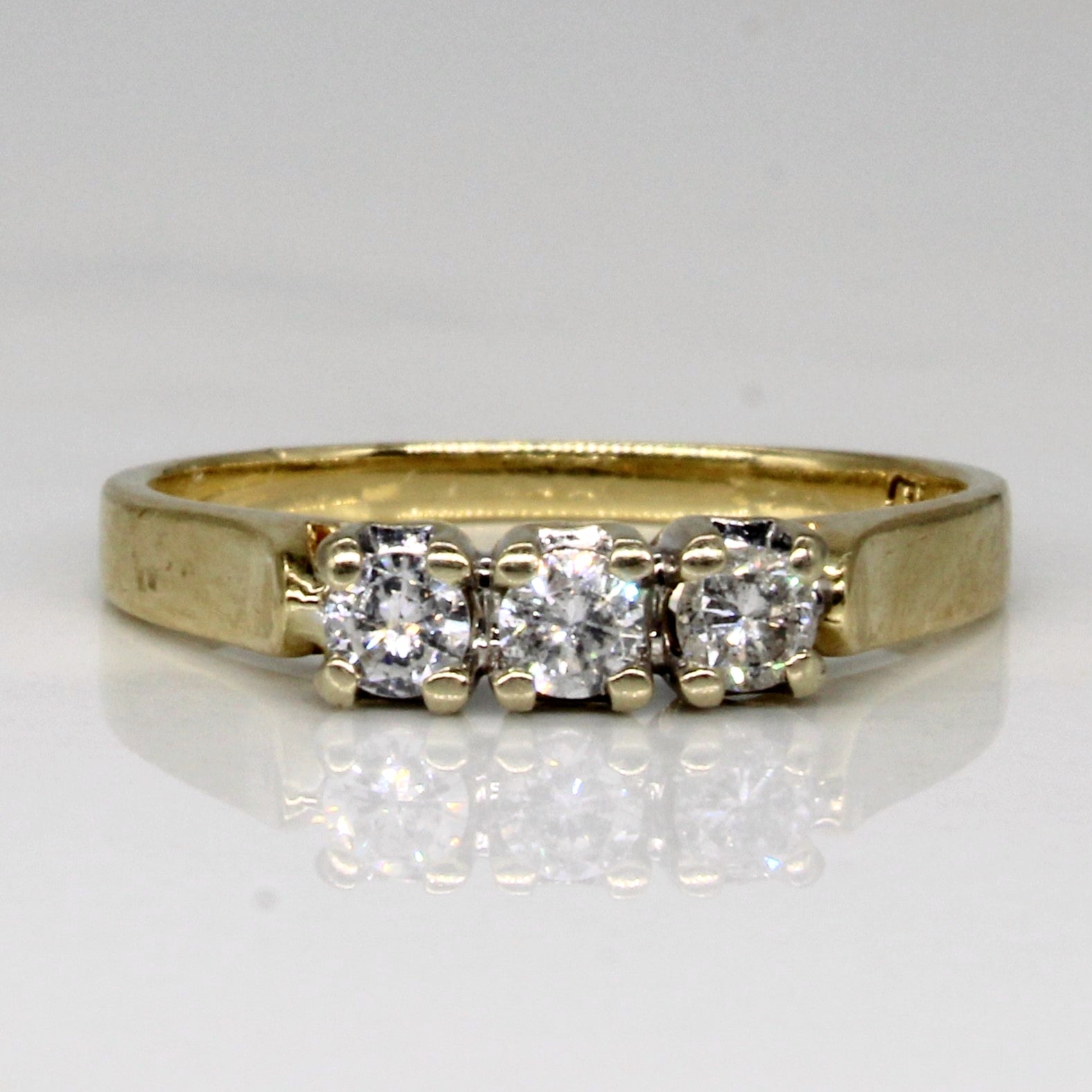 Diamond Three Stone Ring | 0.24ctw | SZ 6 |