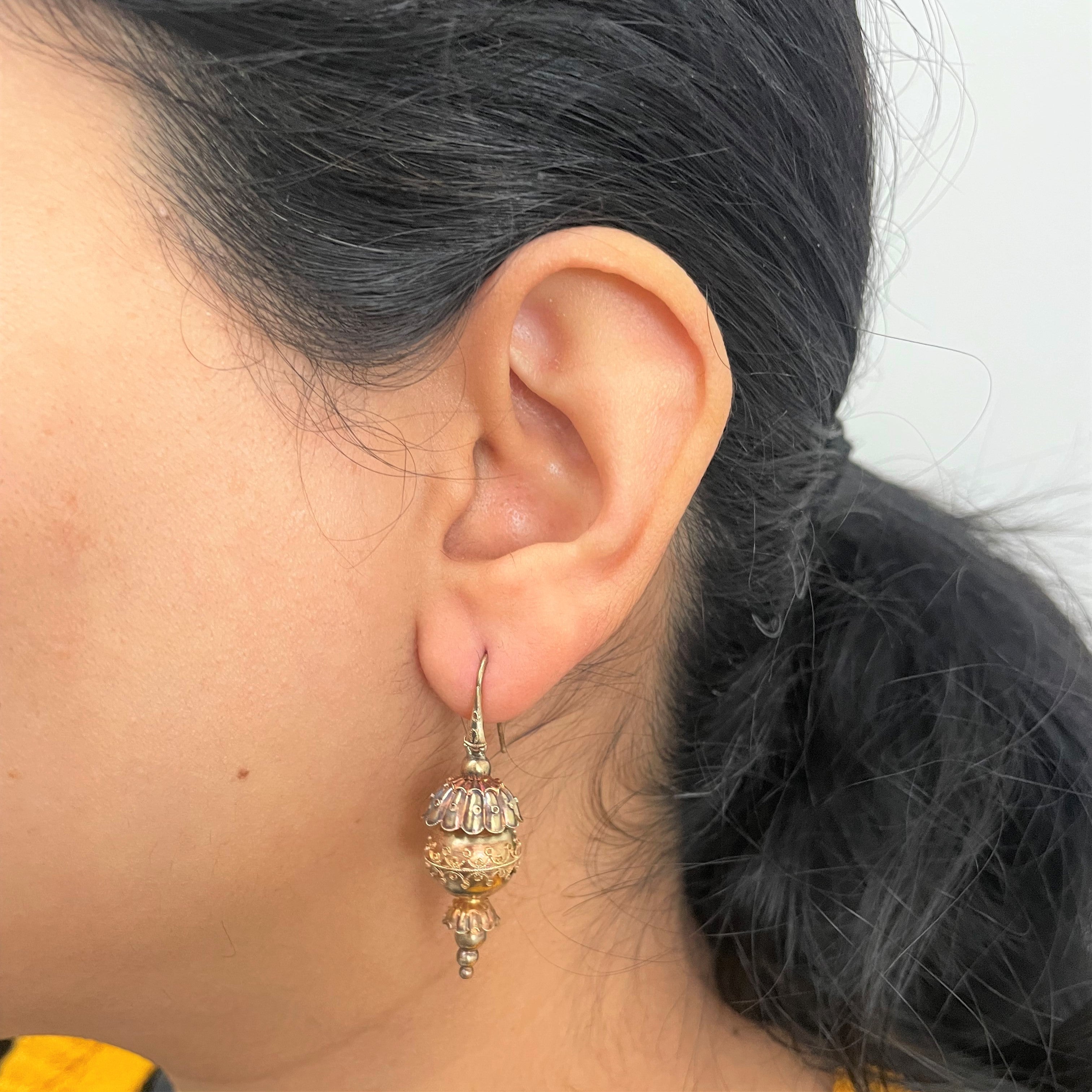 Etruscan Revival Style 18k Gold Lantern Earrings |