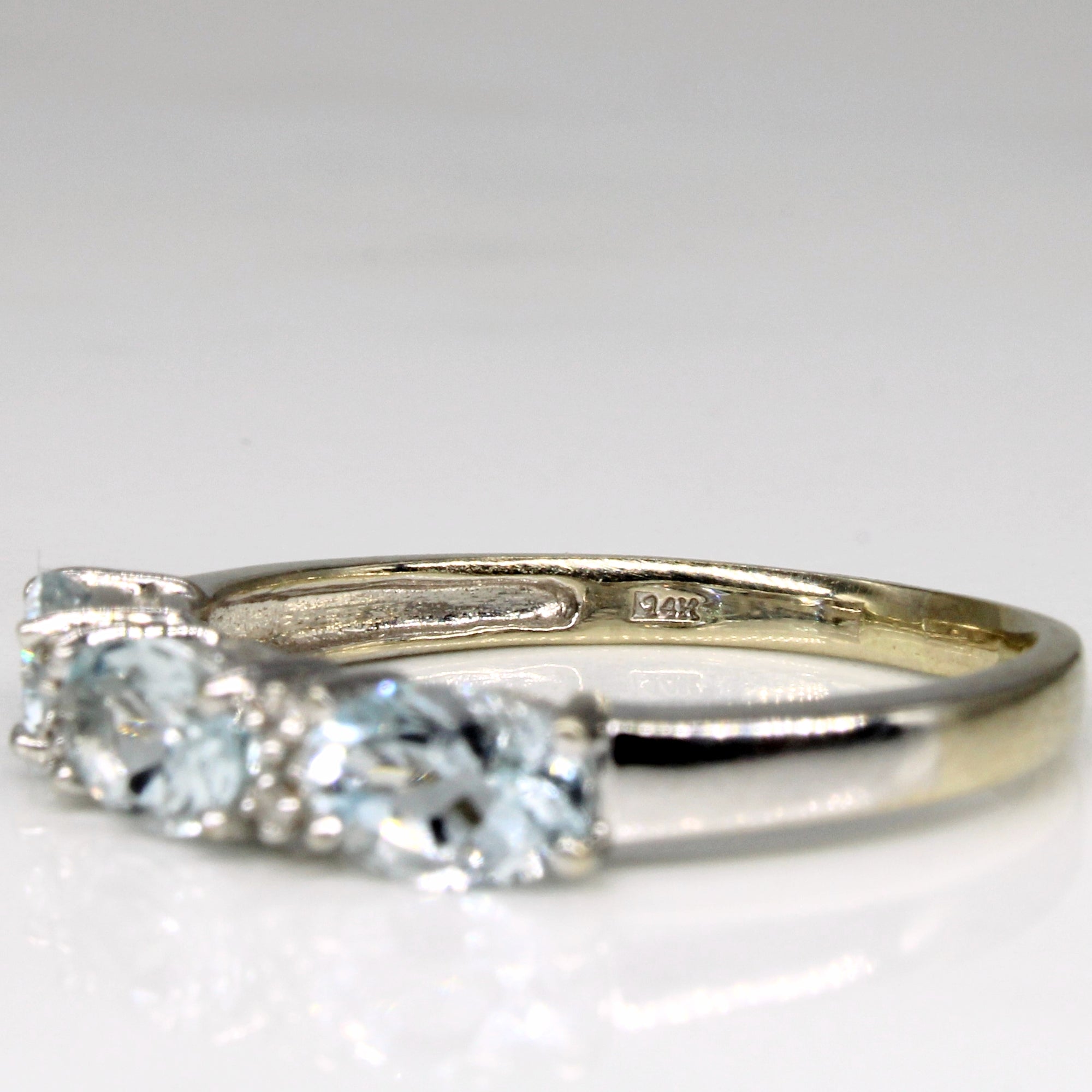 Alternating Aquamarine & Diamond Ring | 1.20ctw, 0.02ctw | SZ 8 |