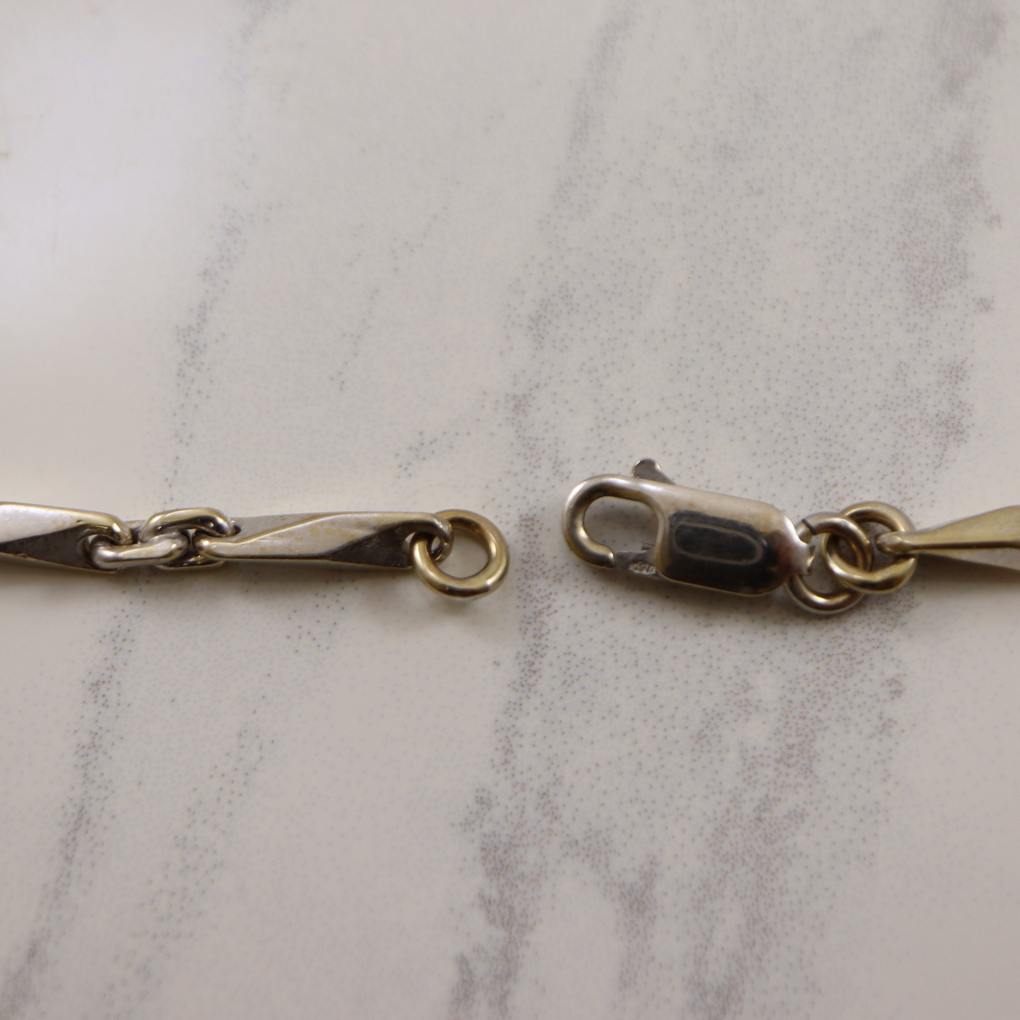 Chaîne à maillons et barres en or blanc 18 carats | 16,25" |