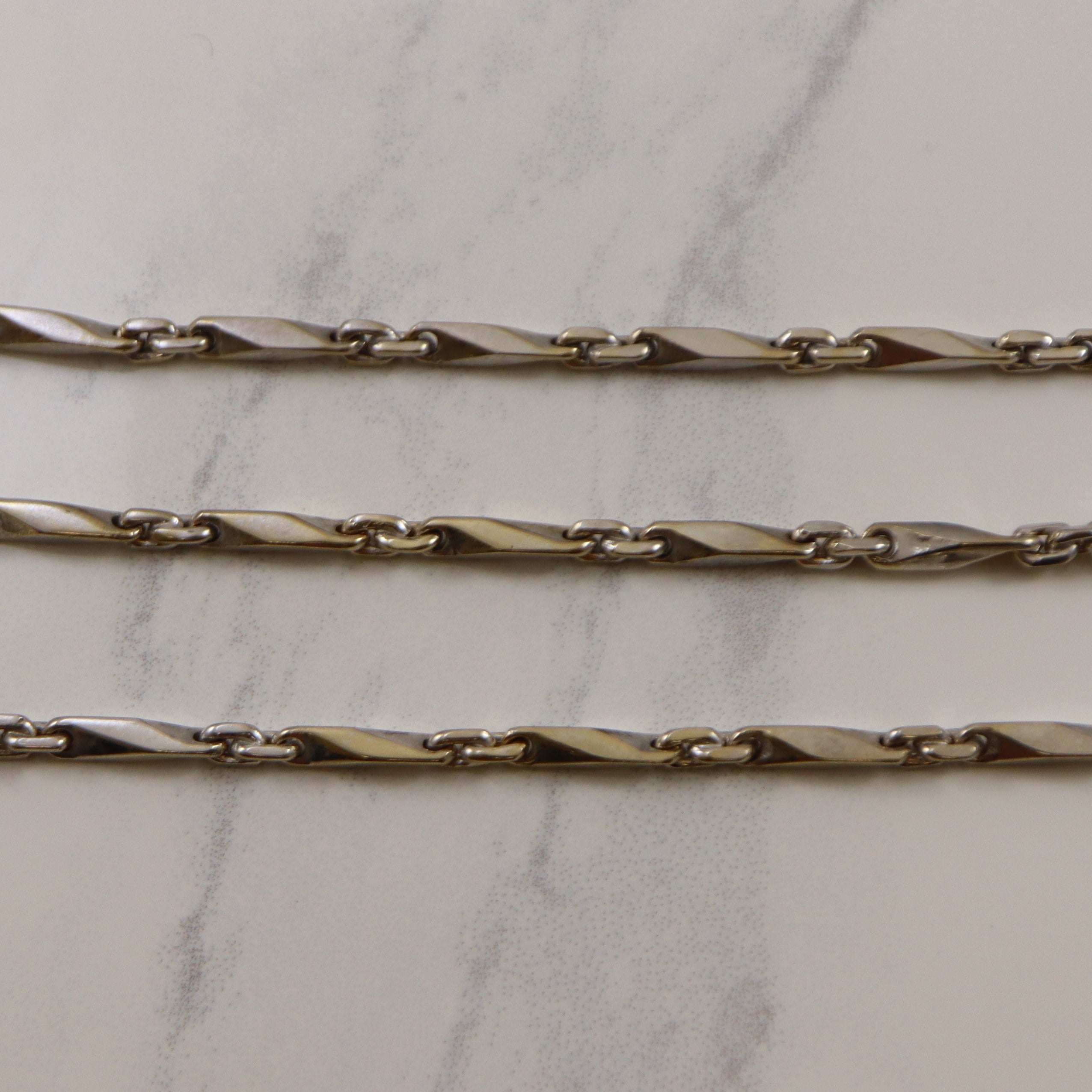 Chaîne à maillons et barres en or blanc 18 carats | 16,25" |