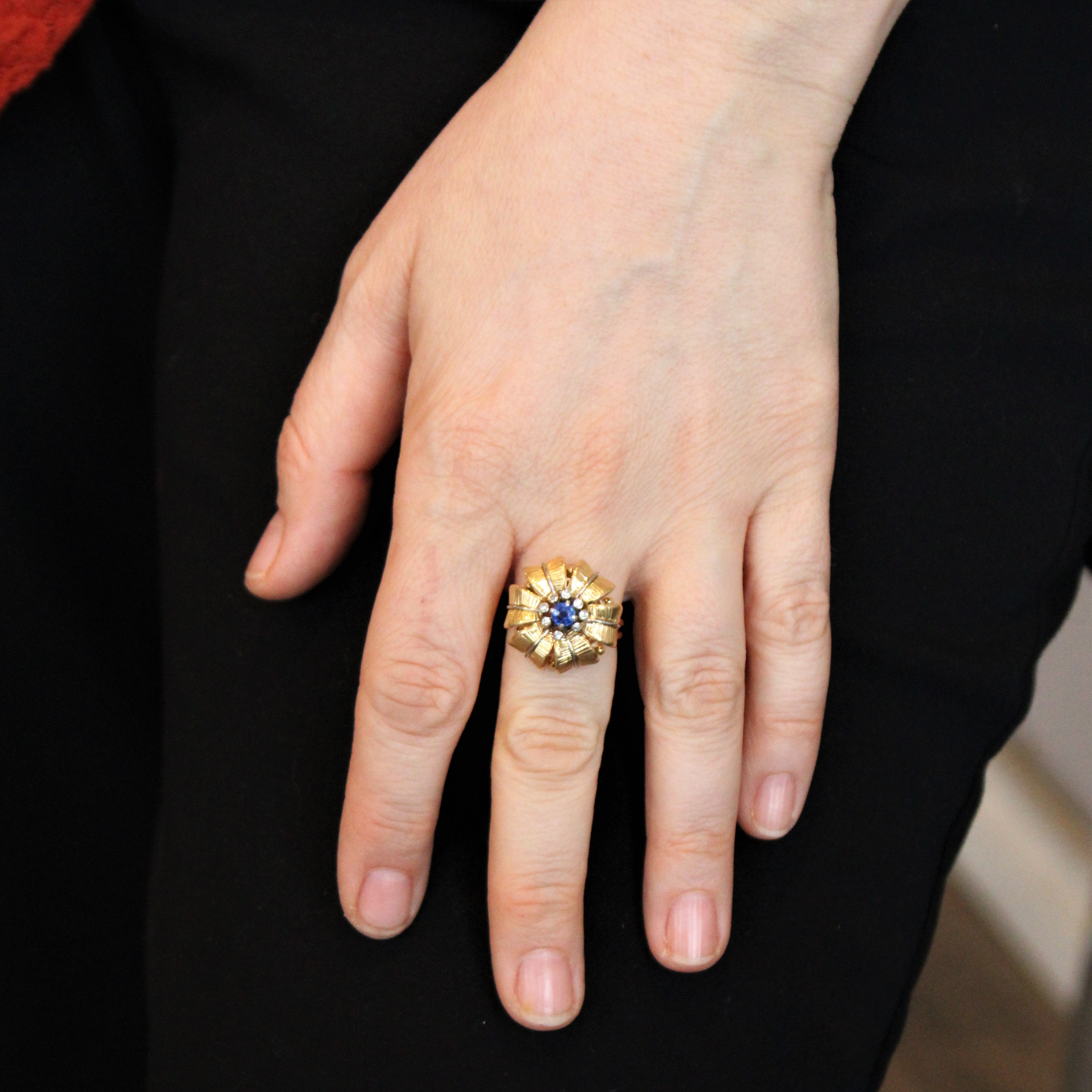 Sapphire & Diamond Flower Ring | 0.25ct, 0.08ctw | SZ 7.5 |