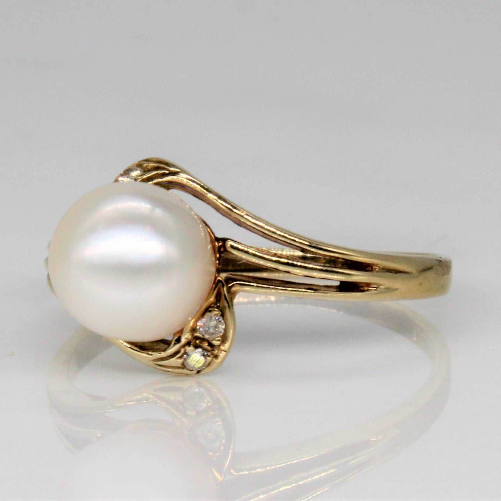 Pearl & Diamond Bypass Ring | 0.02ctw | SZ 6.25 |