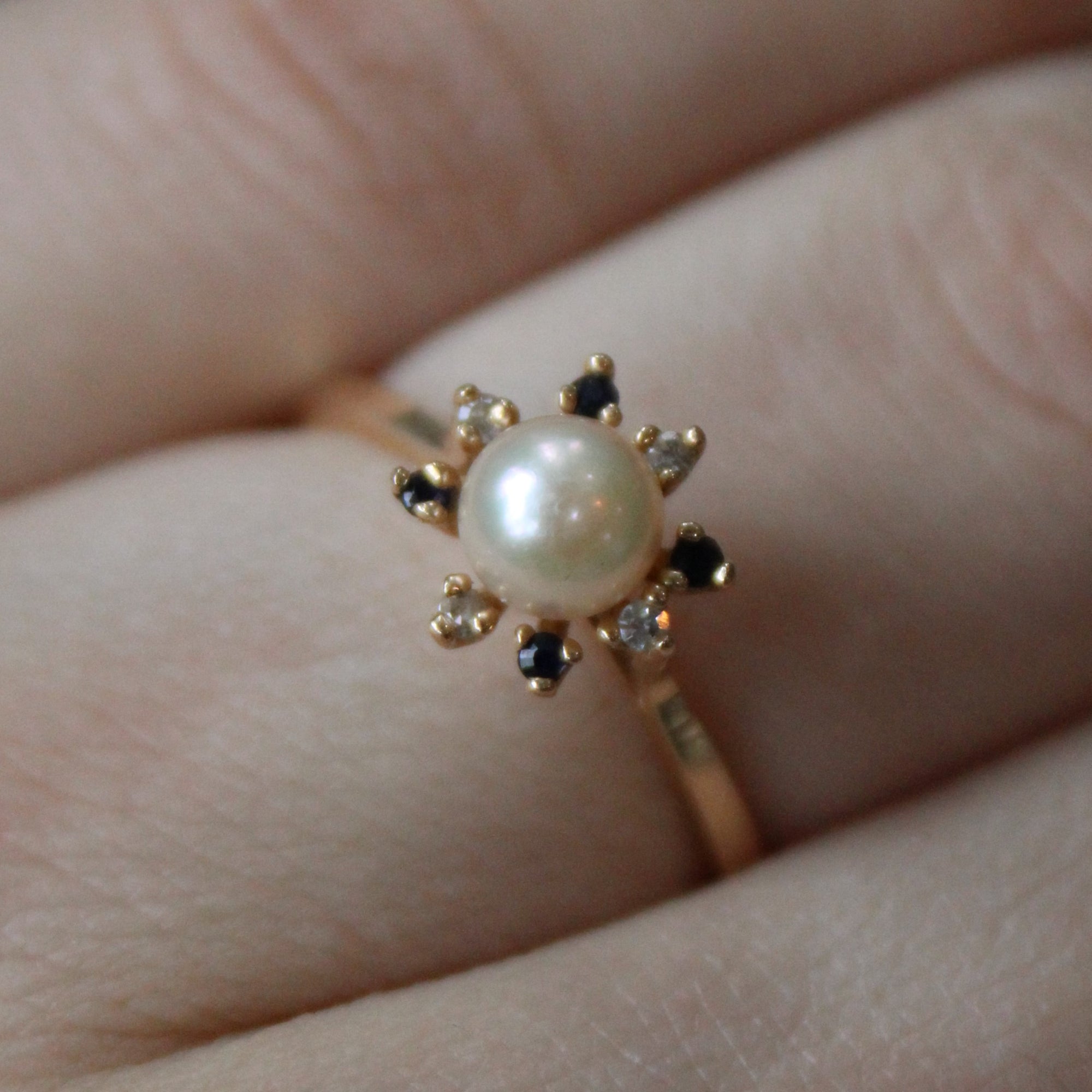 Pearl Diamond and Sapphire Ring | 0.07ctw | SZ 7.25 |