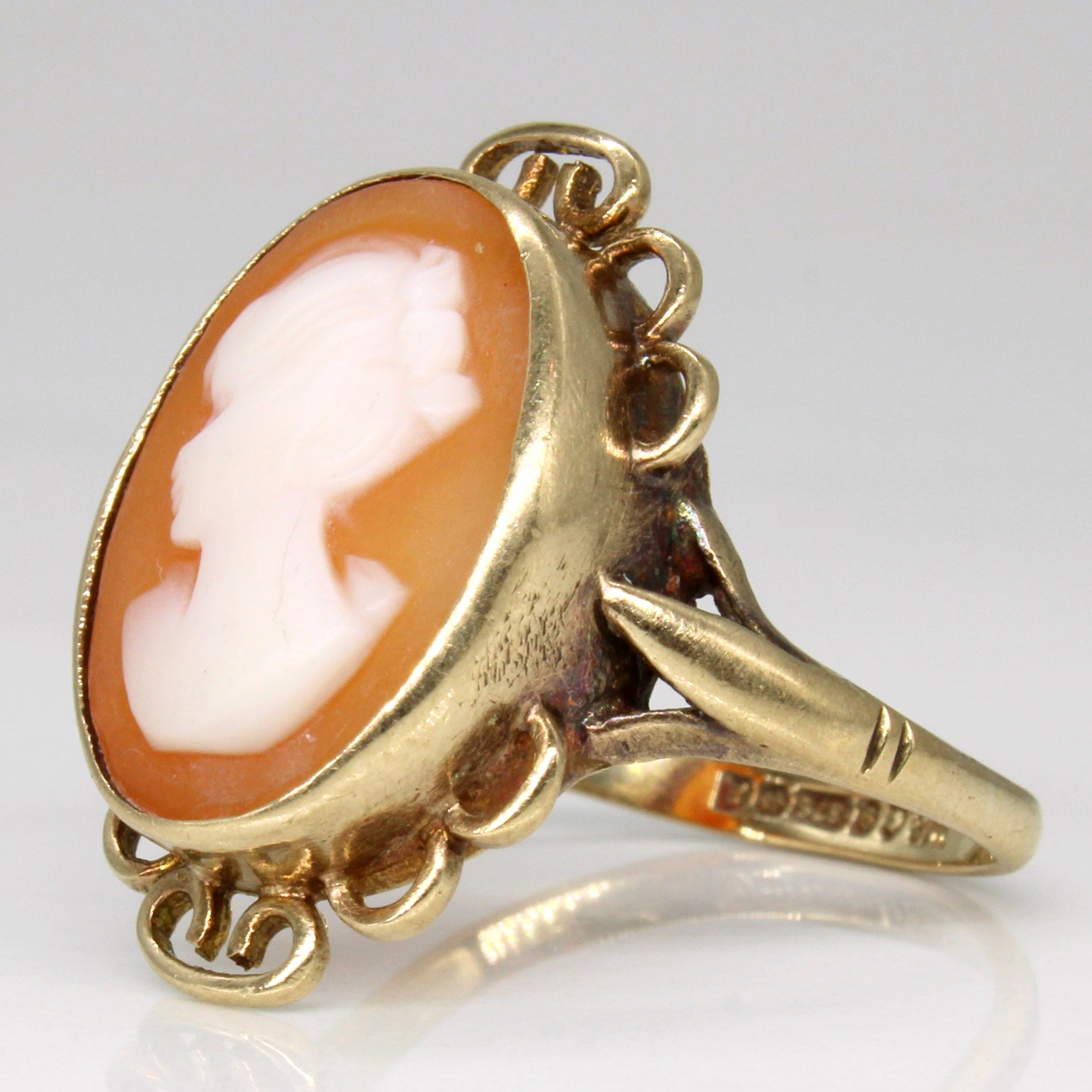 Shell Cameo Portrait Ring | 3.00ct | SZ 6.75 |